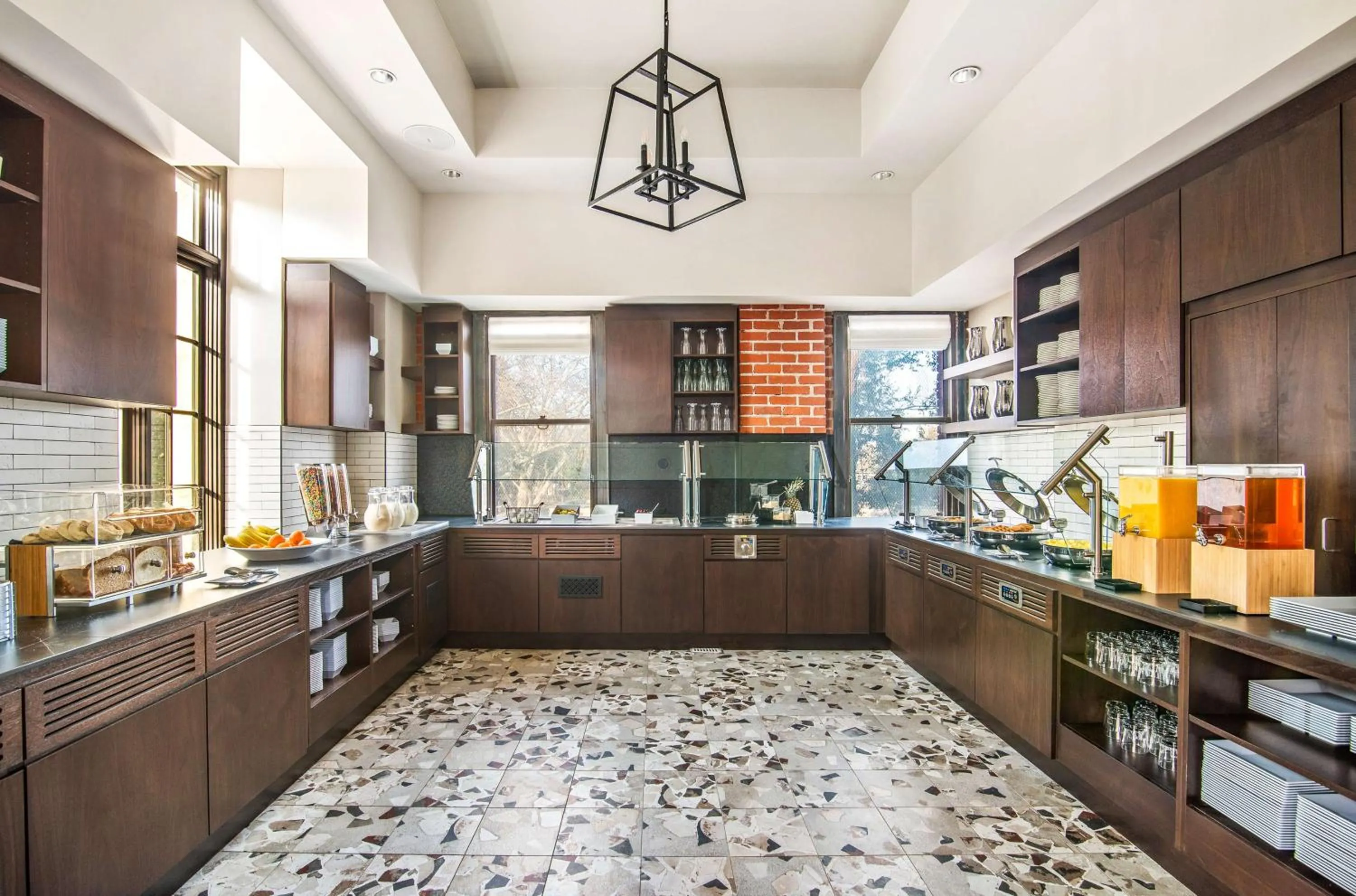 Breakfast in Hyatt House Sacramento-Midtown