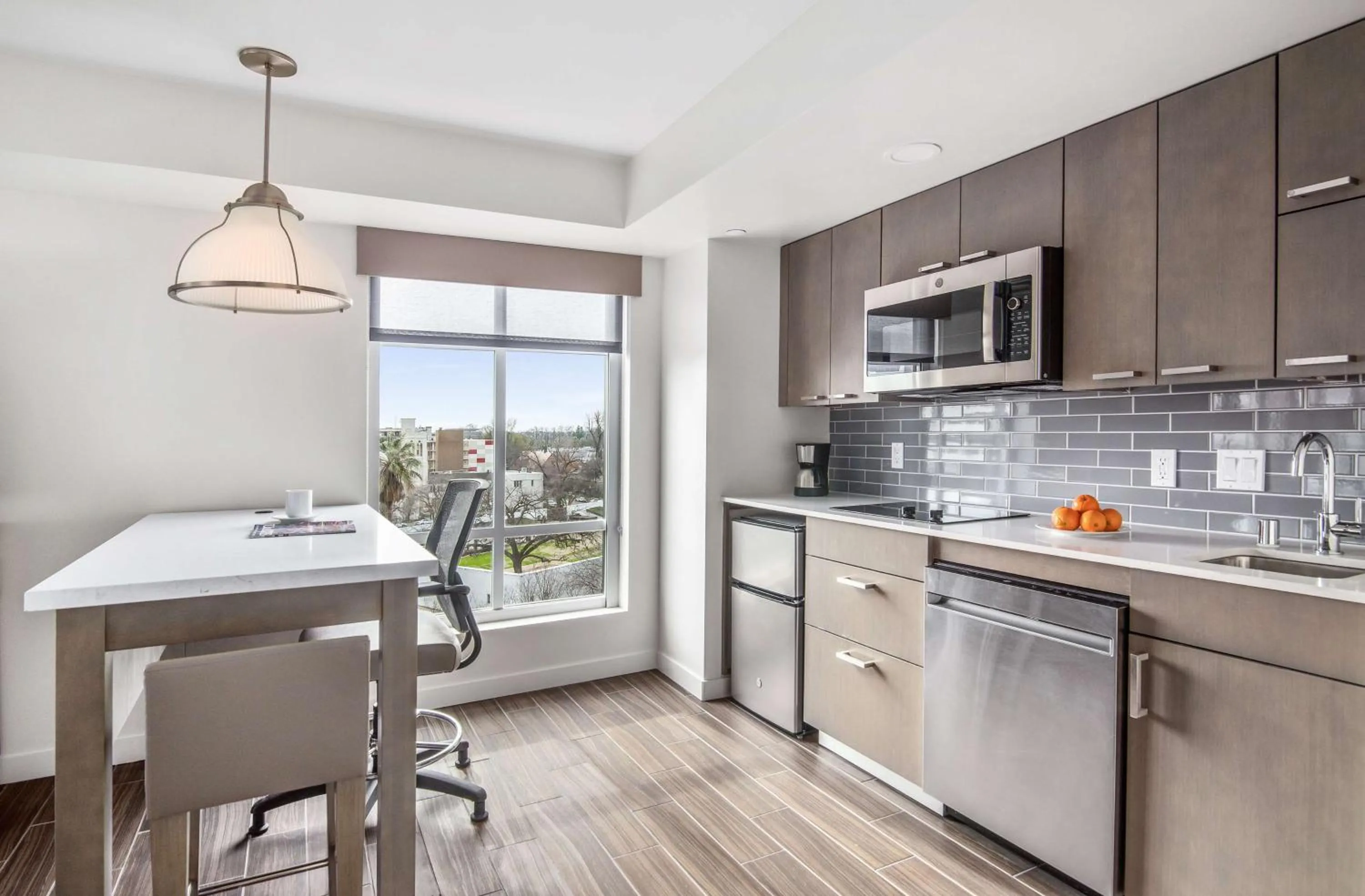 Kitchen or kitchenette in Hyatt House Sacramento-Midtown