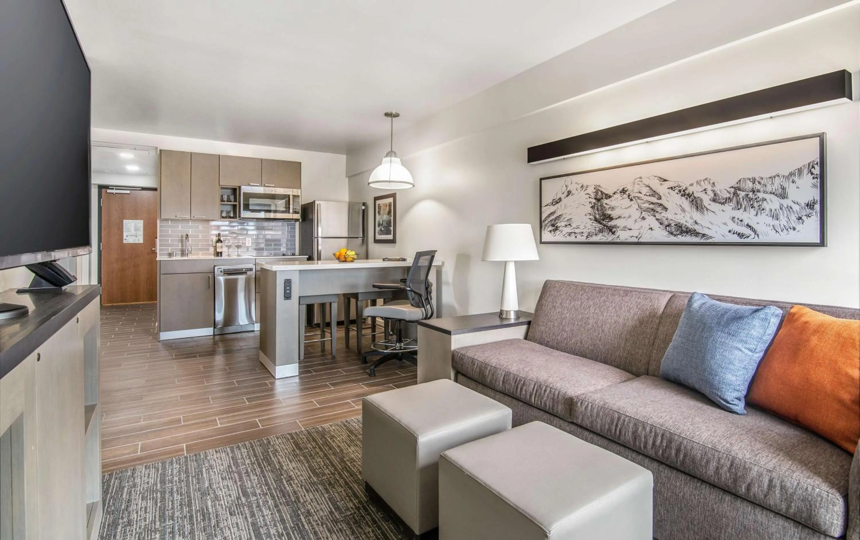 Photo of the whole room in Hyatt House Sacramento-Midtown