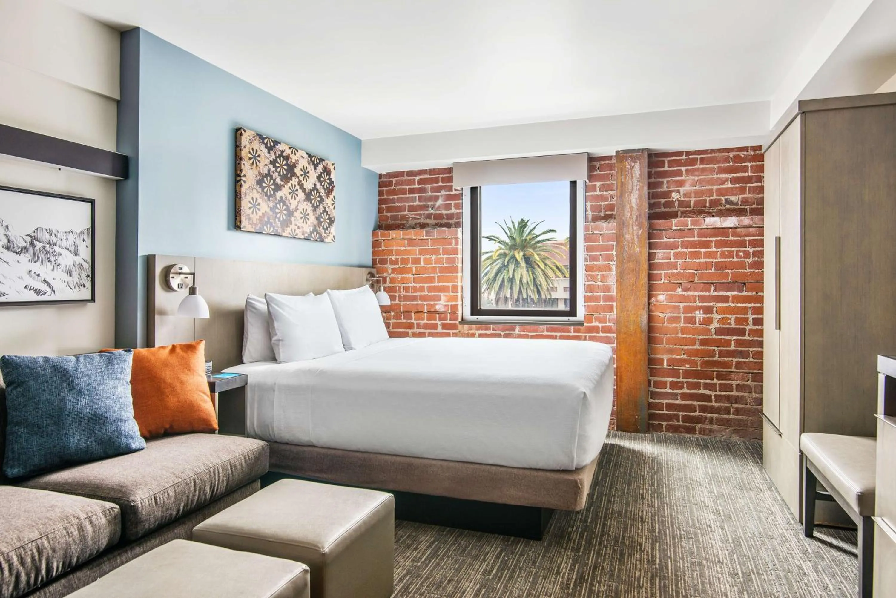 Bedroom, Bed in Hyatt House Sacramento-Midtown