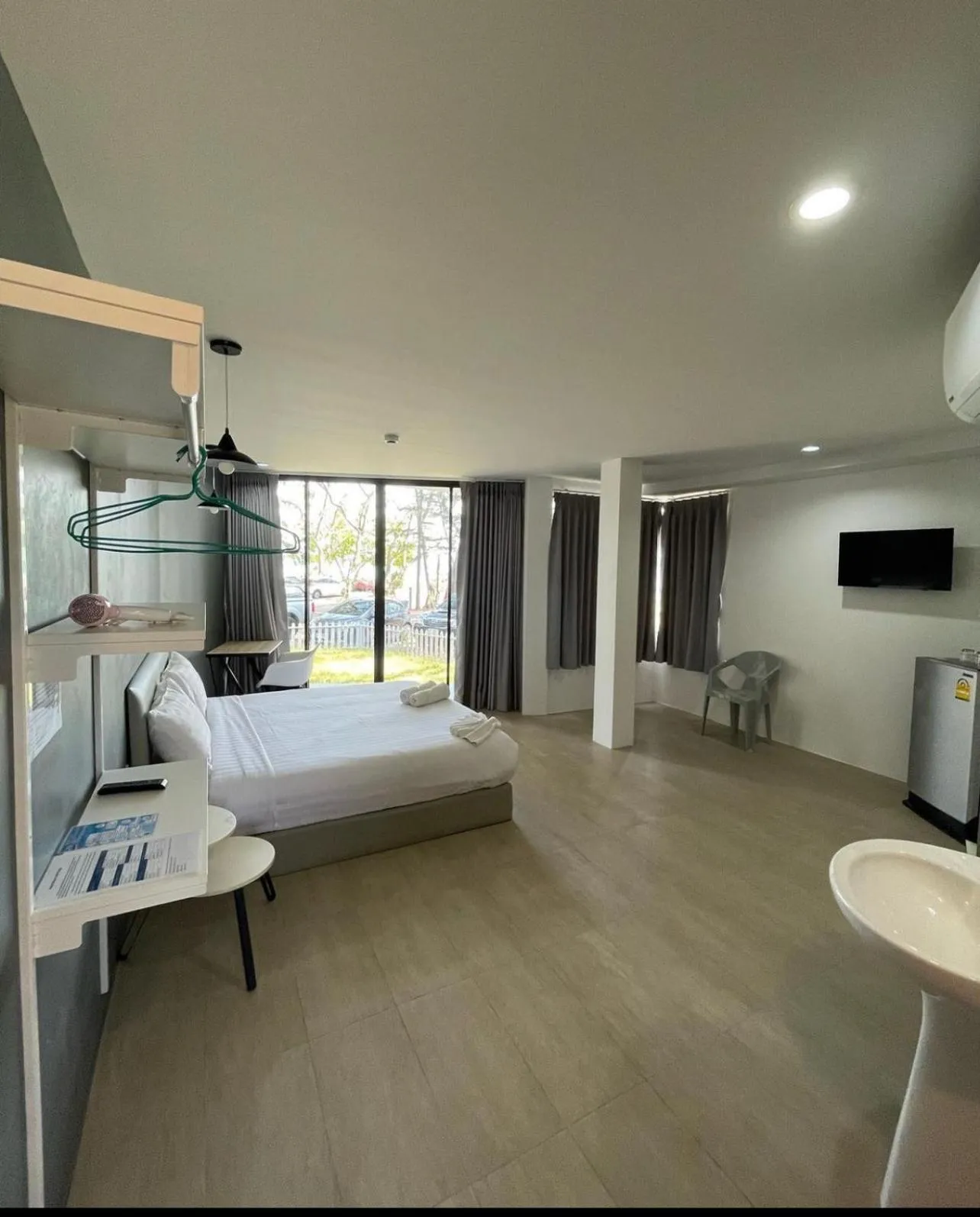 Photo of the whole room, Bed in Phuket Muay Thai Hotel Rawai Beach