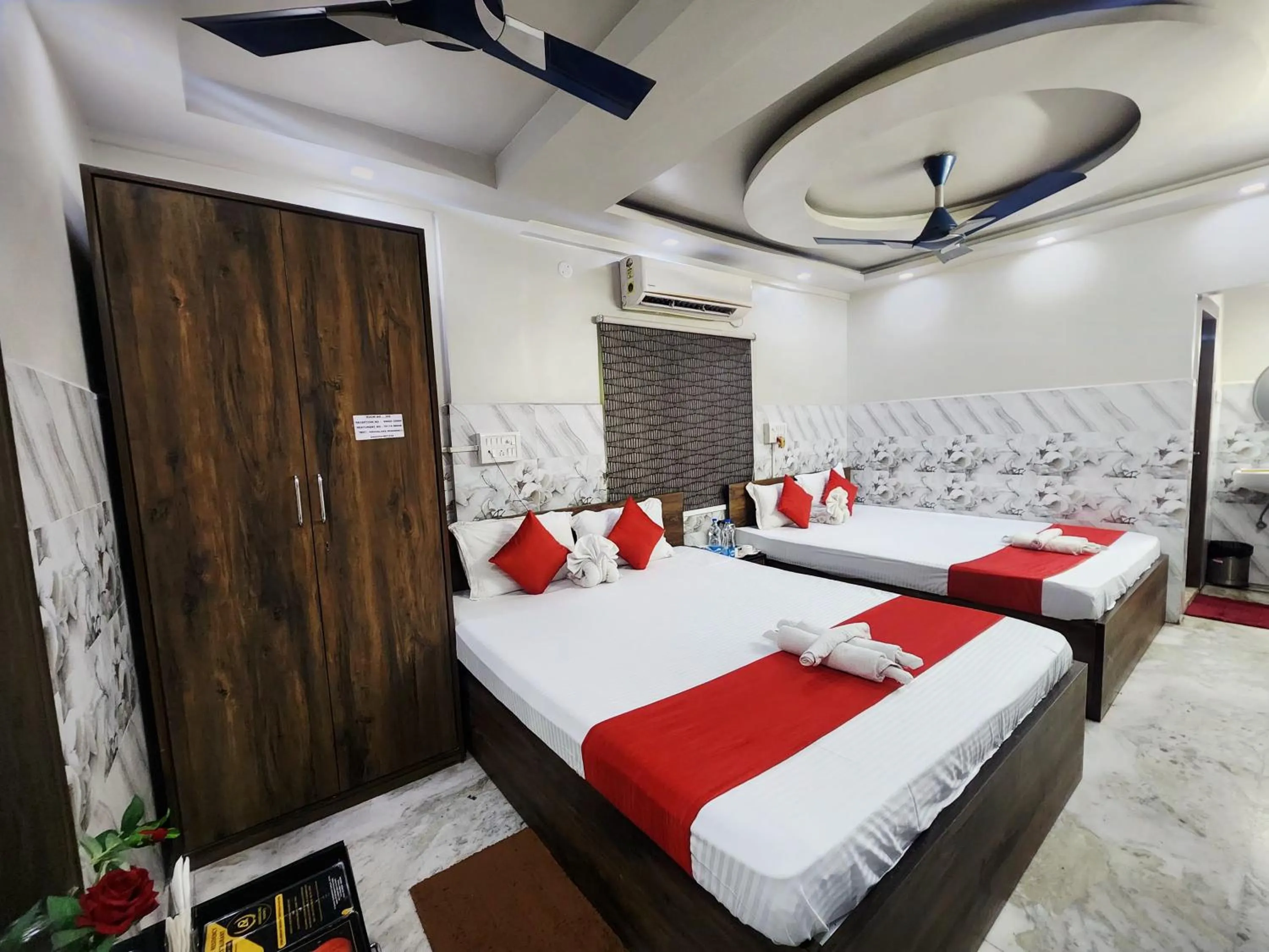 Photo of the whole room, Bed in ANANDALOKE RESIDENCY