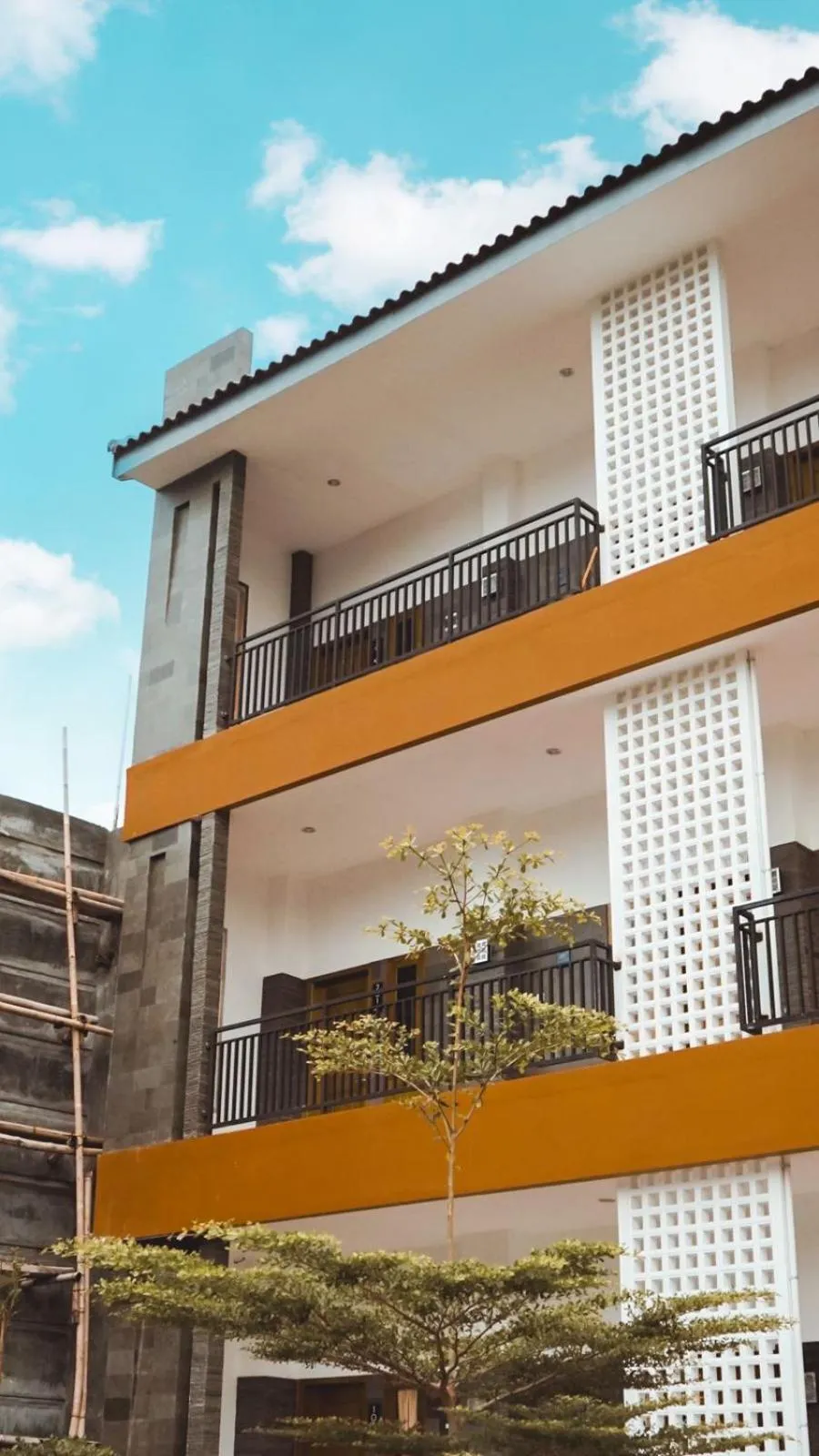 Property building in Hotel Kaliu