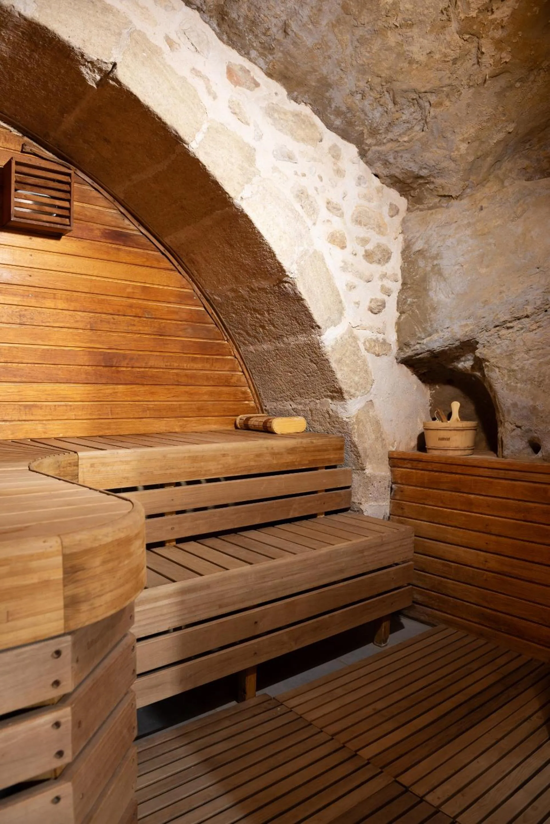 Spa and wellness centre/facilities in La Maison d'en Bas des Seigneurs