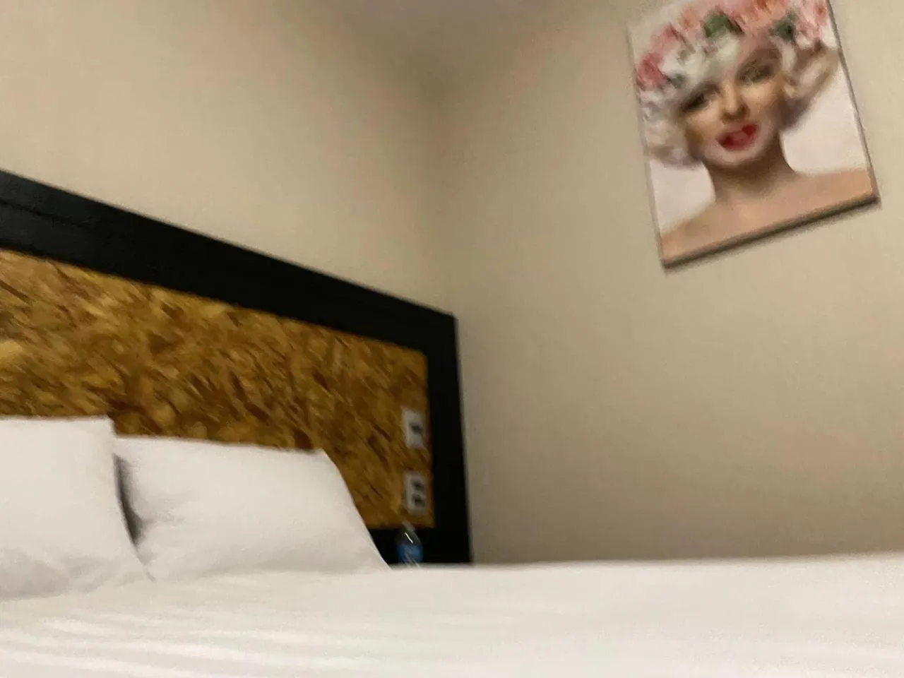 Bed in Hotel Central Pirámides