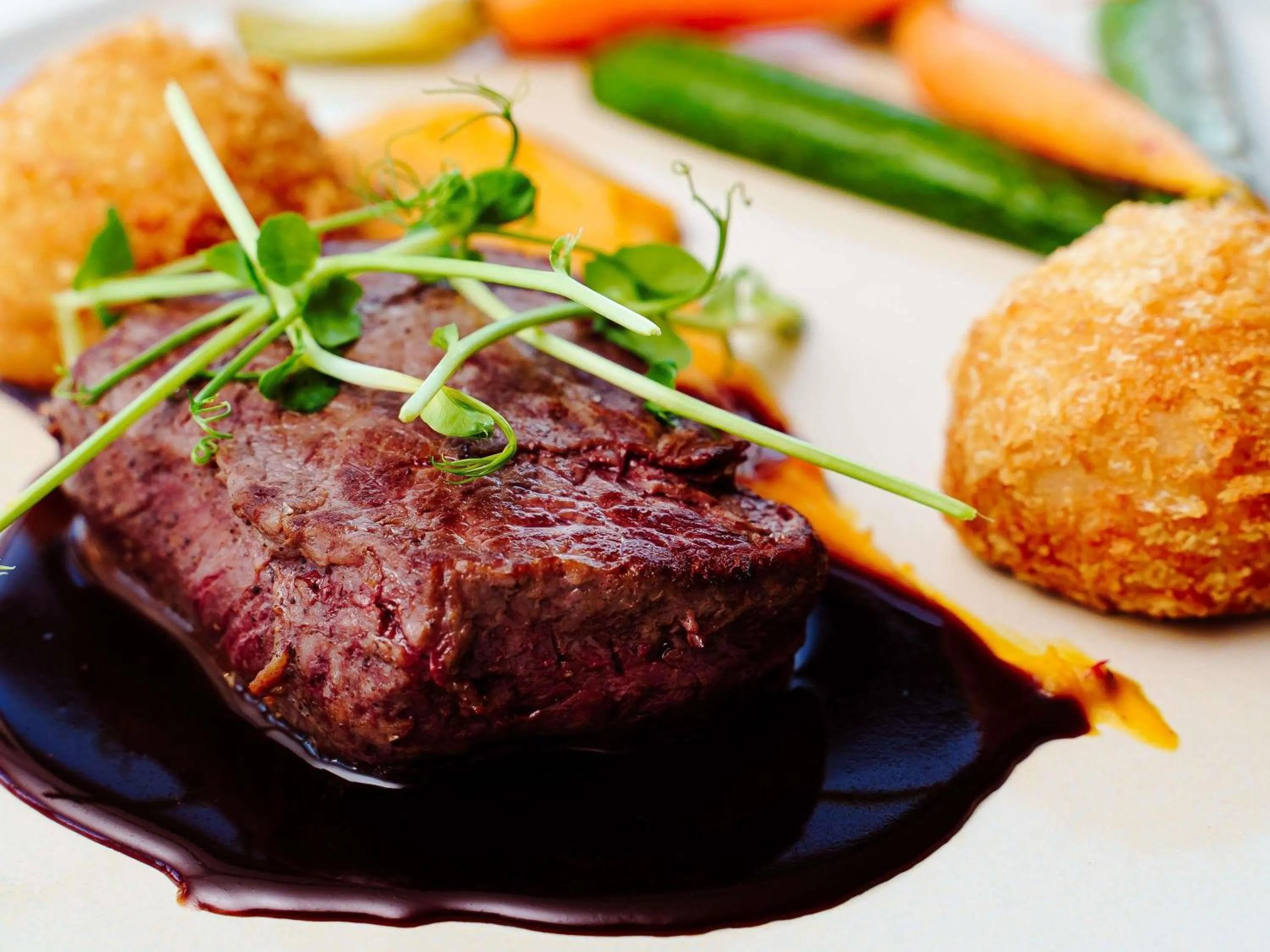 Restaurant/places to eat in Novotel Gdańsk Marina