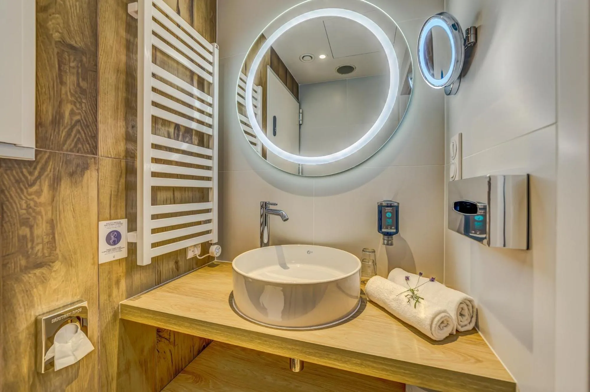 Bathroom in Novotel Gdańsk Marina