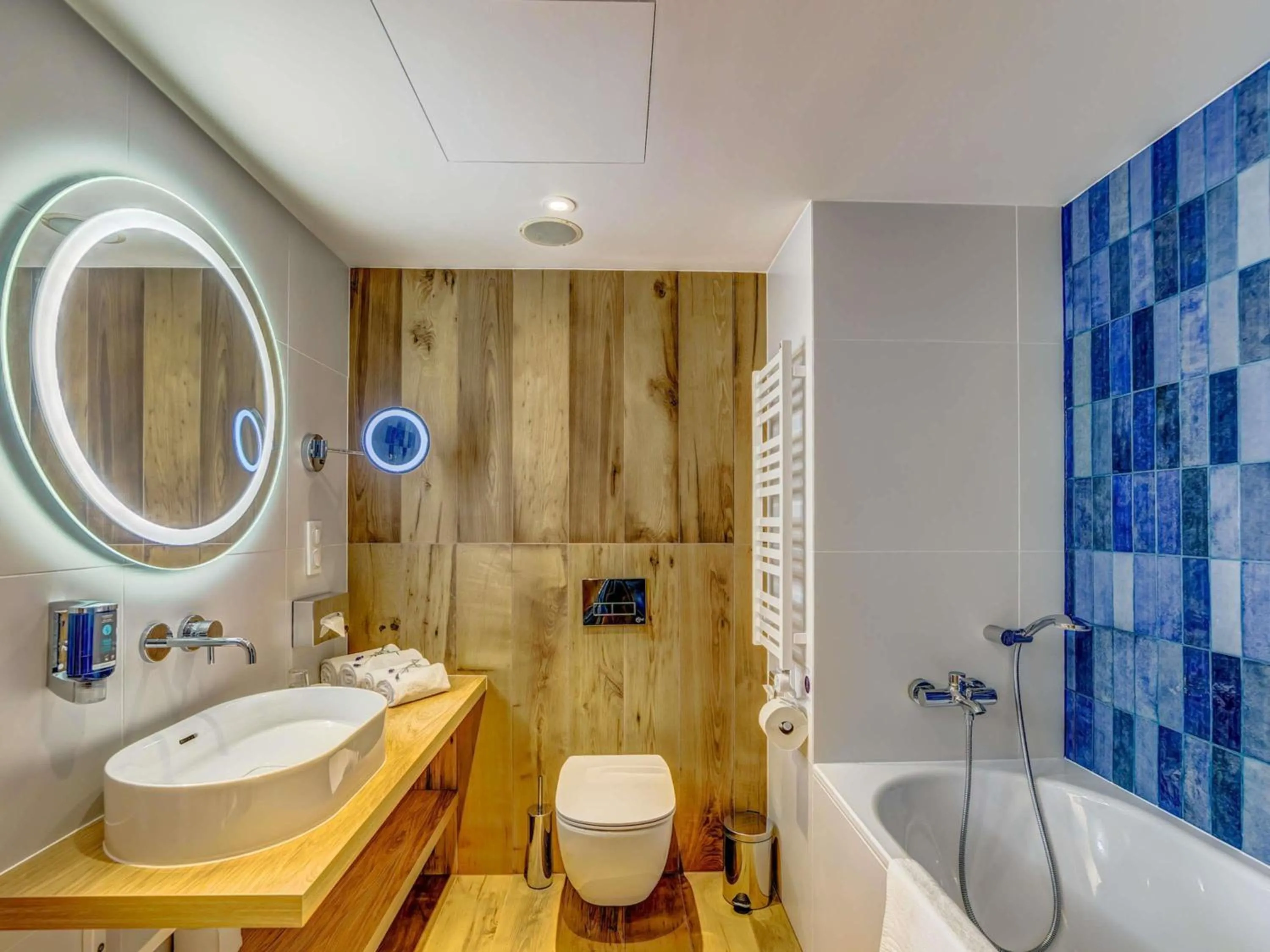 Photo of the whole room in Novotel Gdańsk Marina