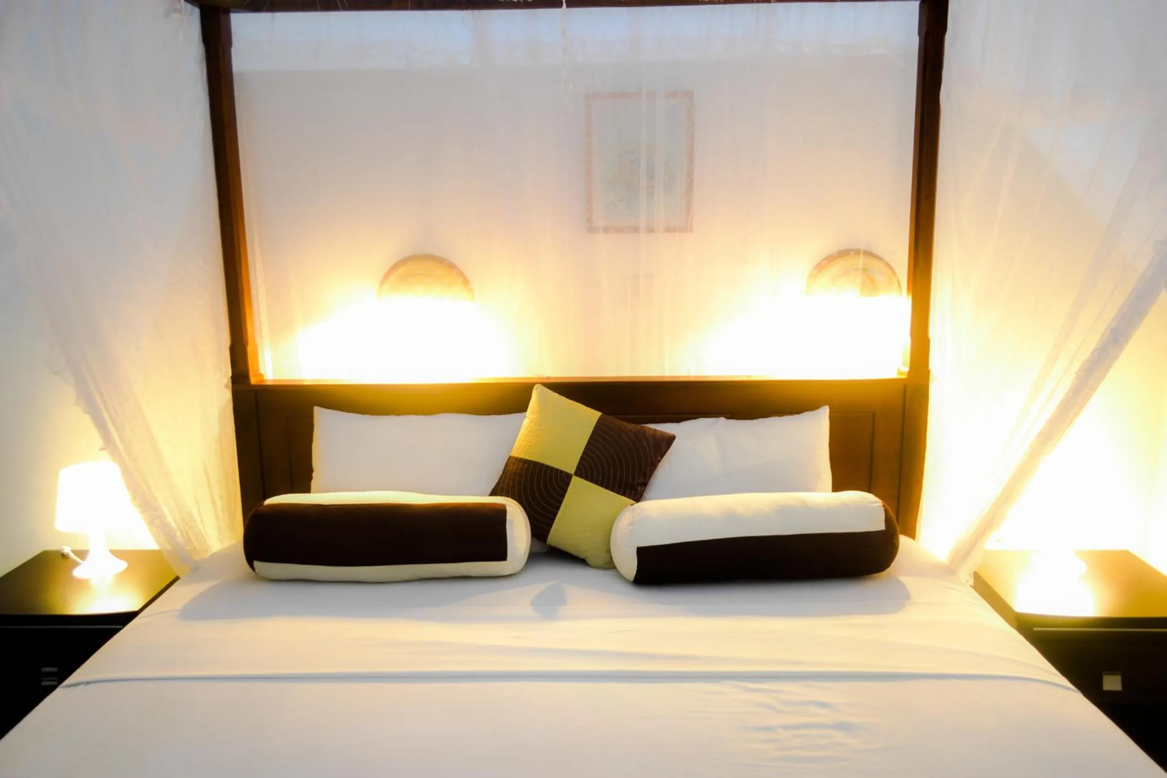 Decorative detail, Bed in Hotel Thai Lanka