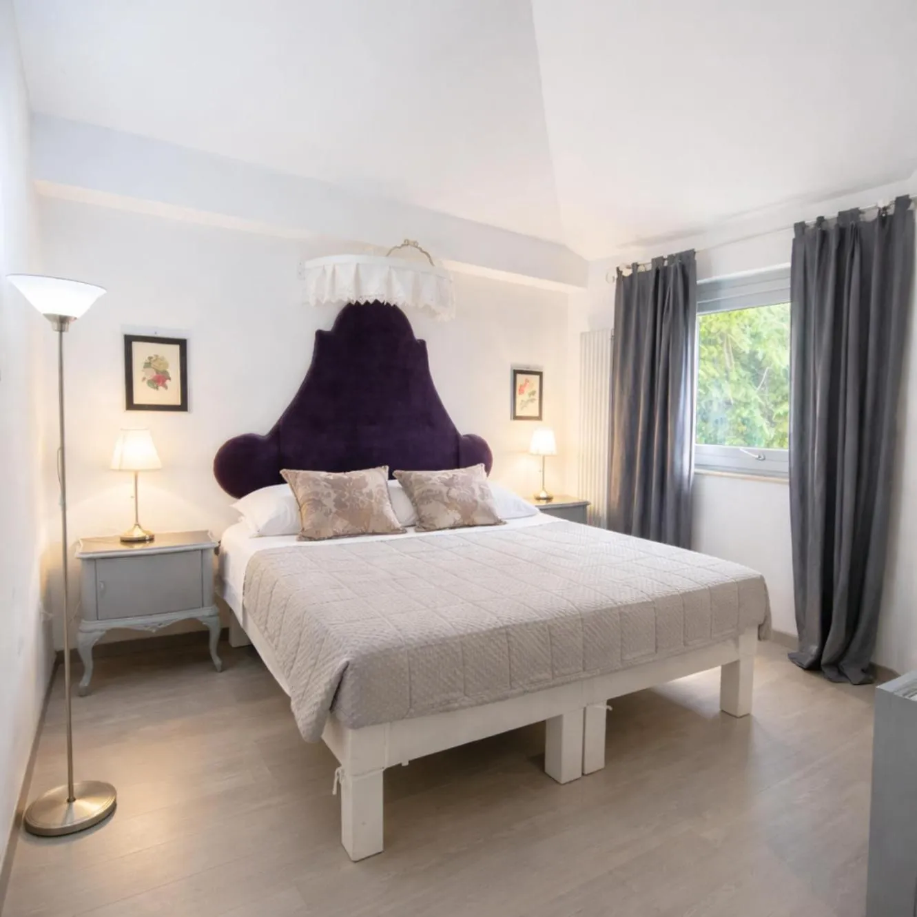 Bed in Country Lodge B&B