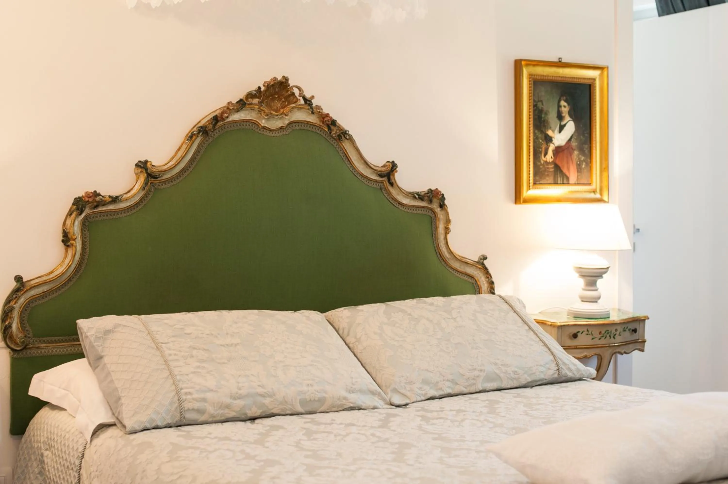 Bed in Country Lodge B&B