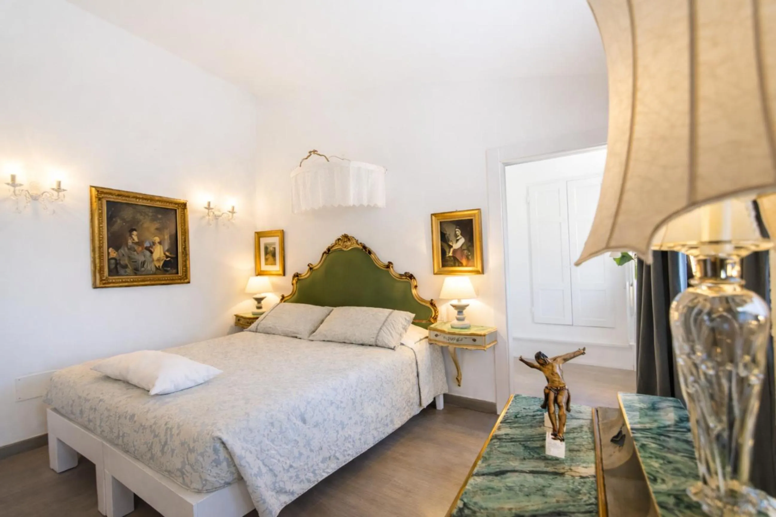 Bed in Country Lodge B&B