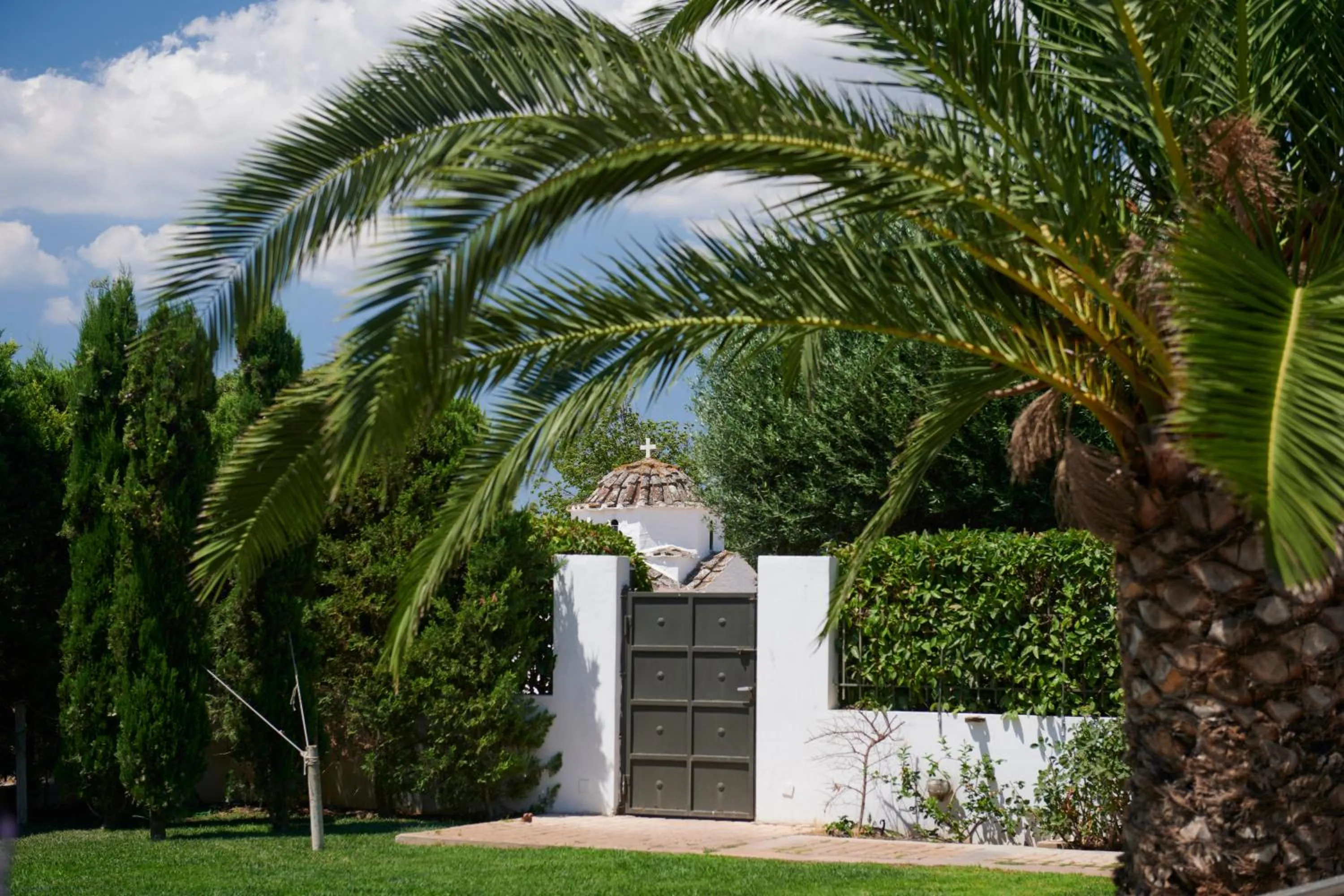 Property building in Varaba Country House