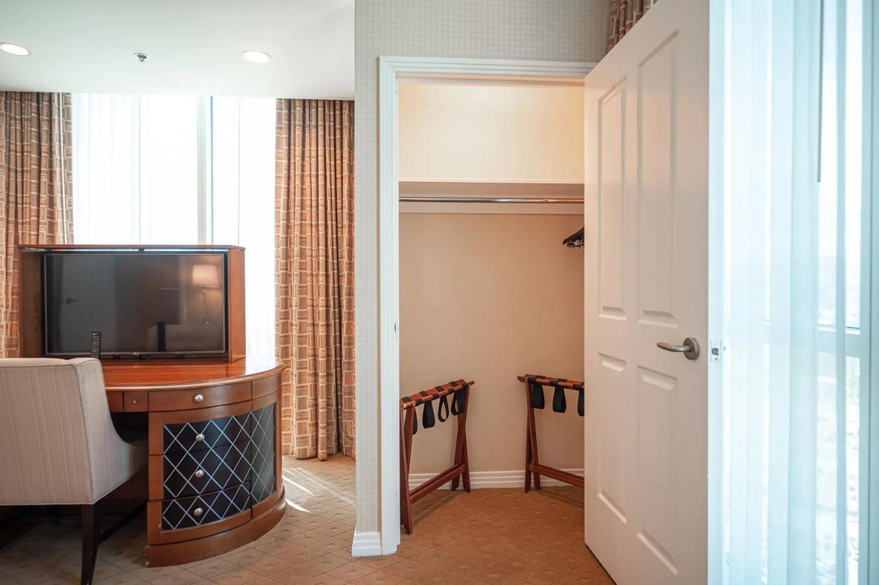 Bed in Jet Luxury Elite at The Signature