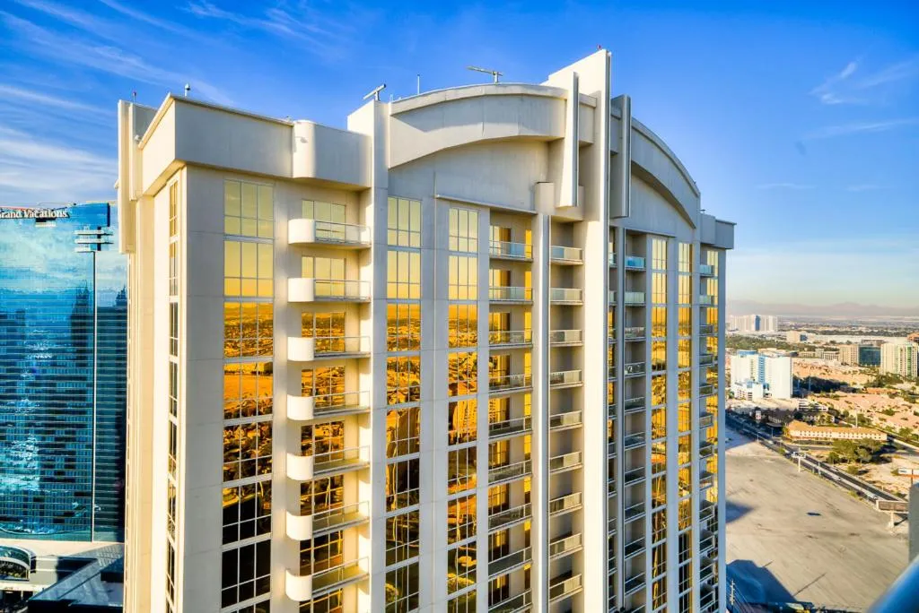 Jet Luxury Elite at The Signature