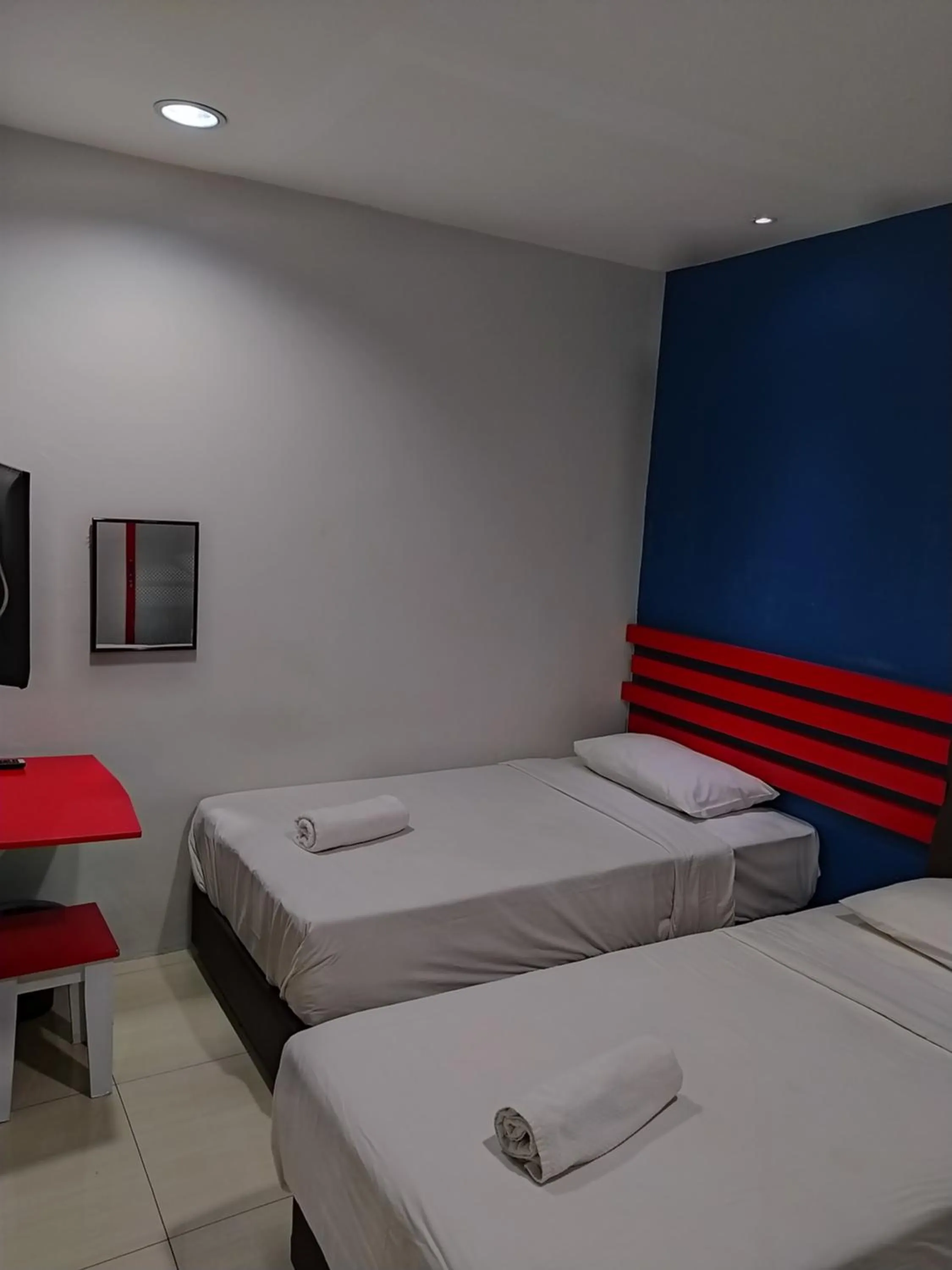 Photo of the whole room, Bed in Best Hotel Shah Alam @ UITM, i-City & Hospital