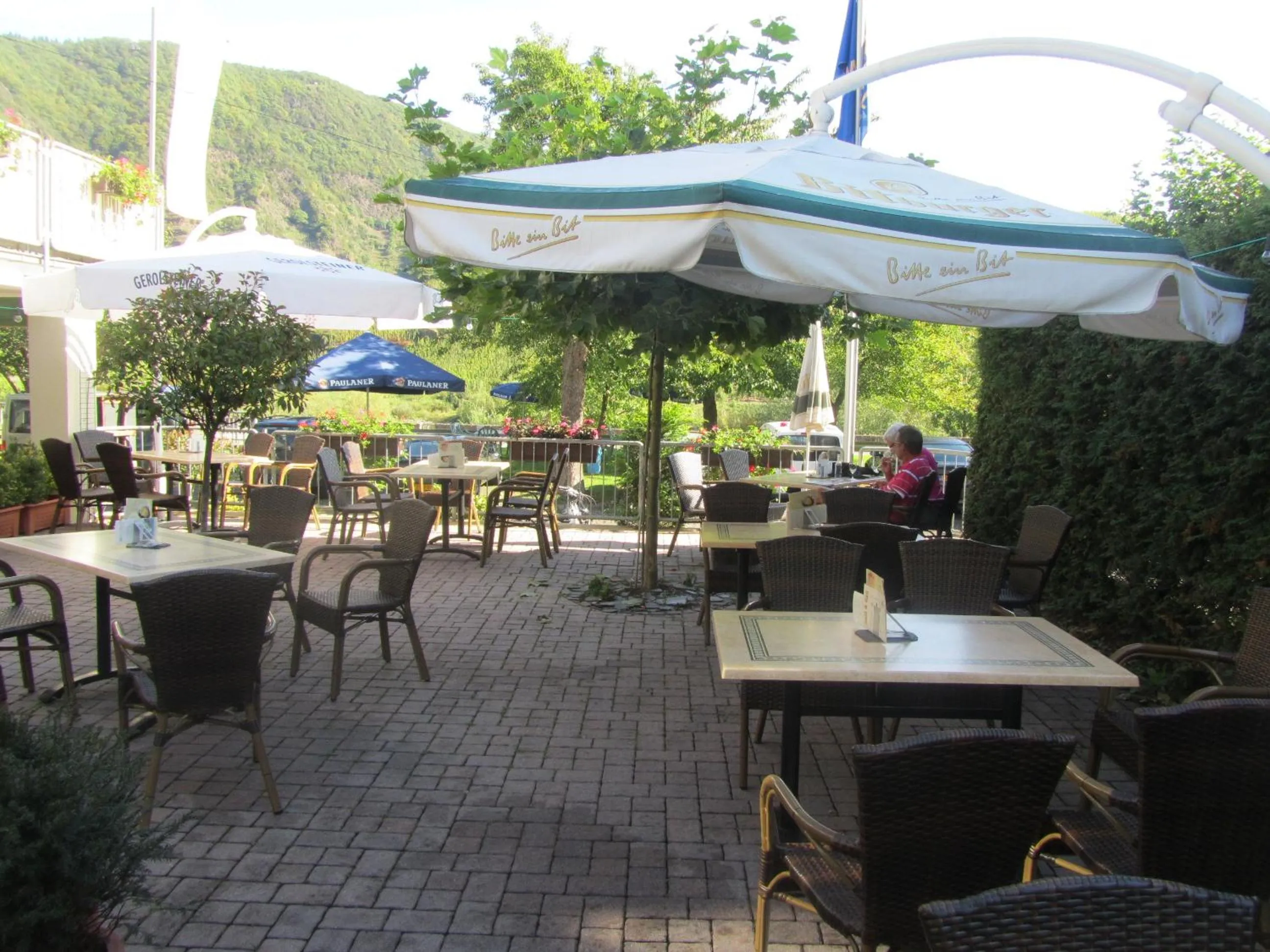 Restaurant/places to eat in Weinhaus Berg