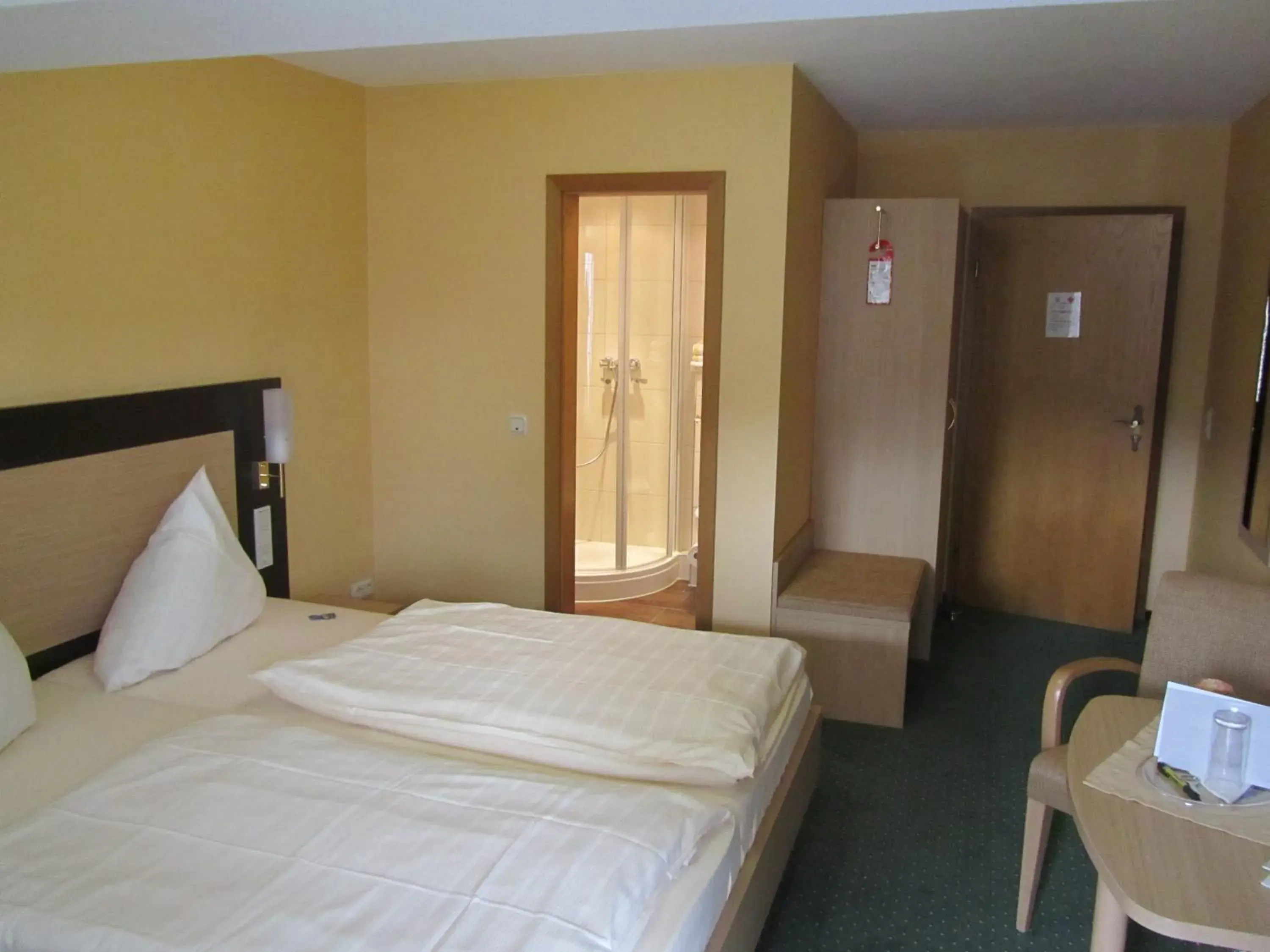 Double Room with Balcony in Weinhaus Berg Double Room with Balcony in Weinhaus Berg