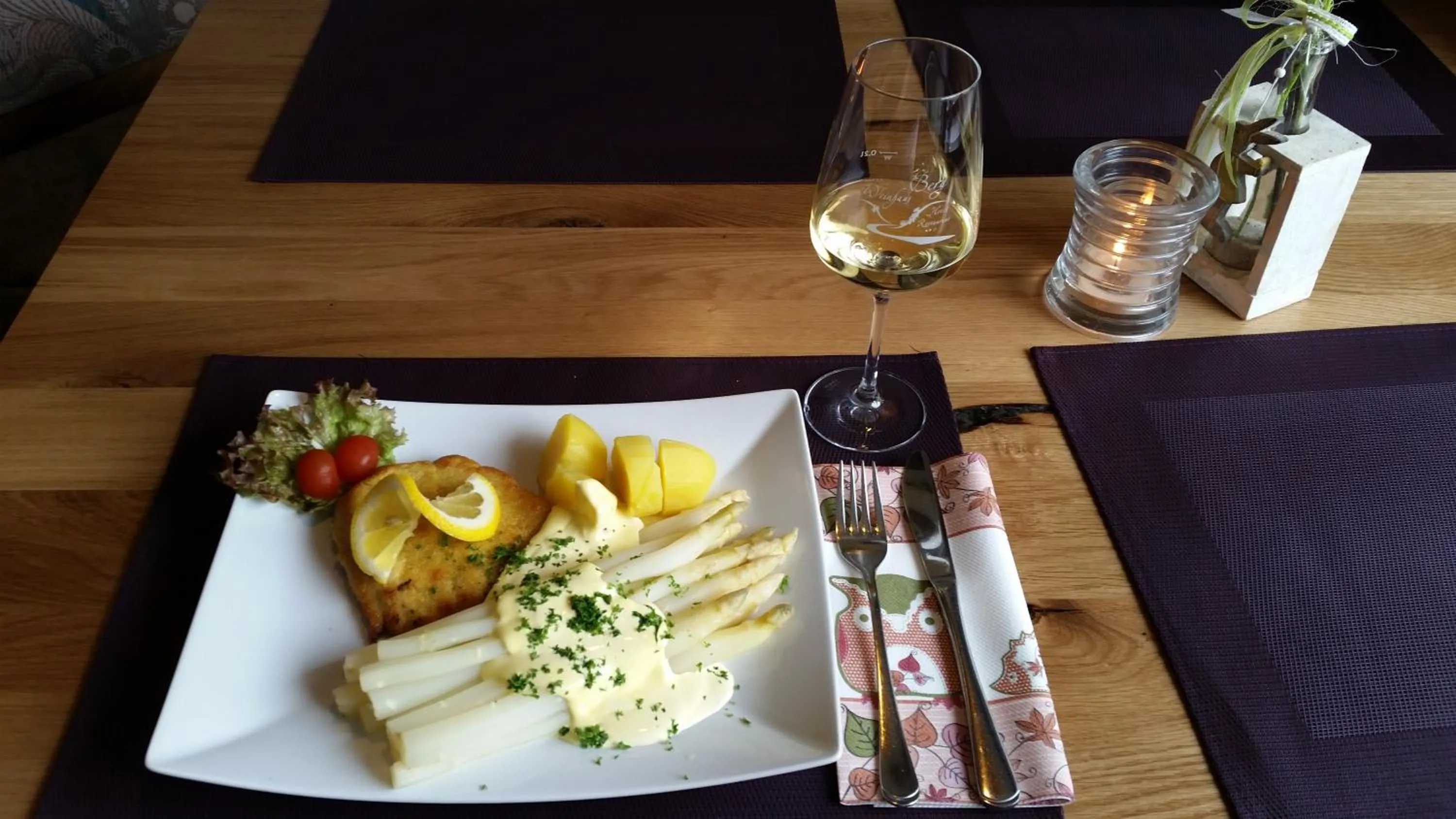 Restaurant/places to eat in Weinhaus Berg