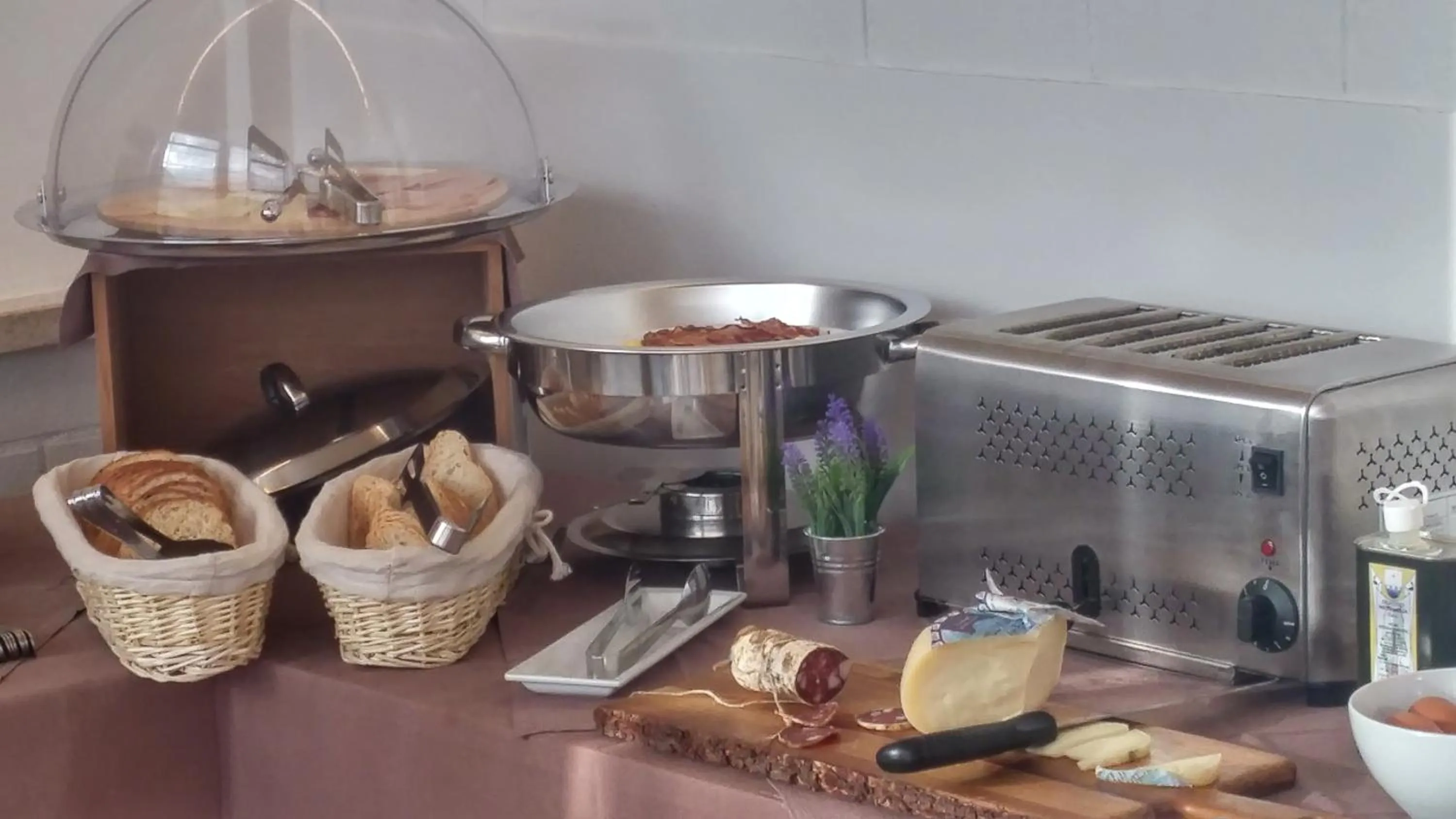 Continental breakfast in El Patio Hotel