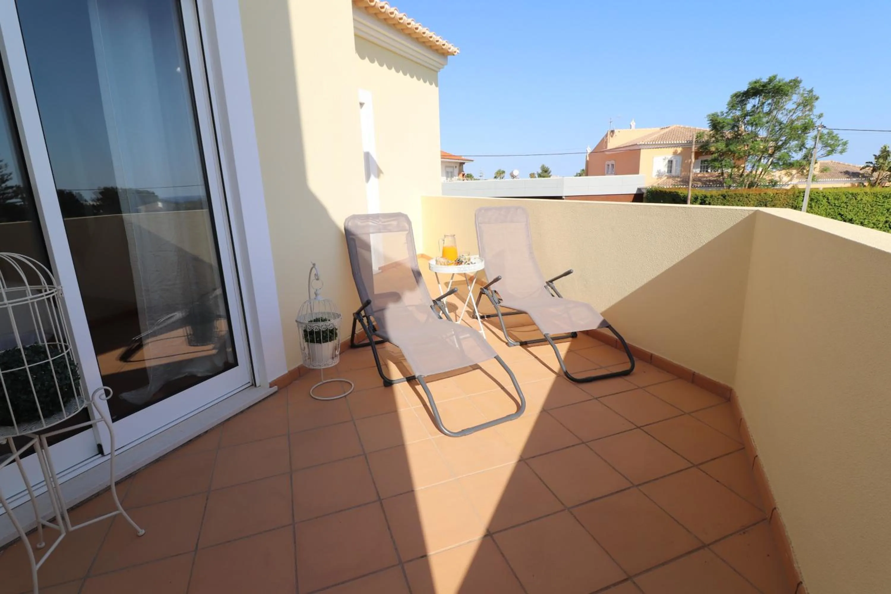 Balcony/Terrace in 3-Bed Townhouse with pool in Albufeira Balaia