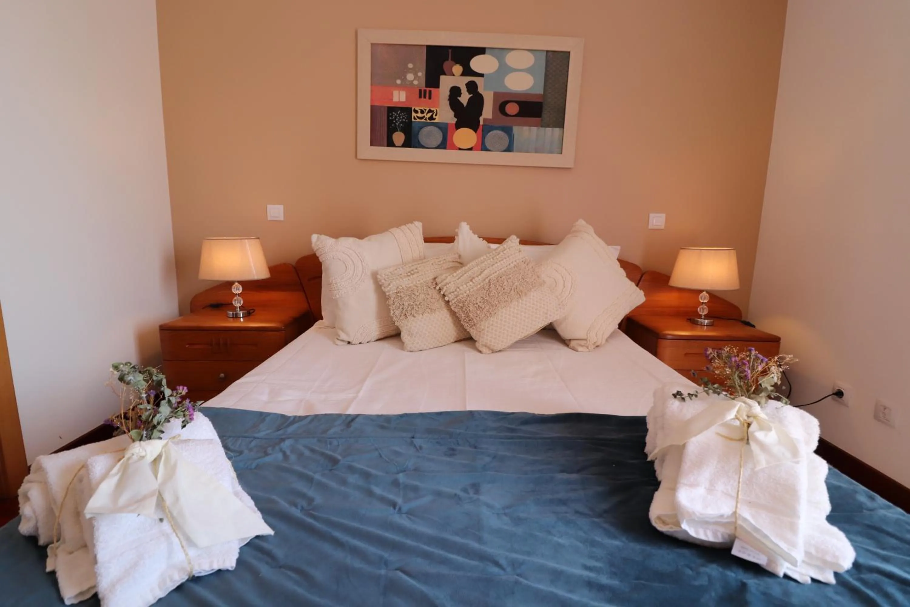 Bedroom, Bed in 3-Bed Townhouse with pool in Albufeira Balaia