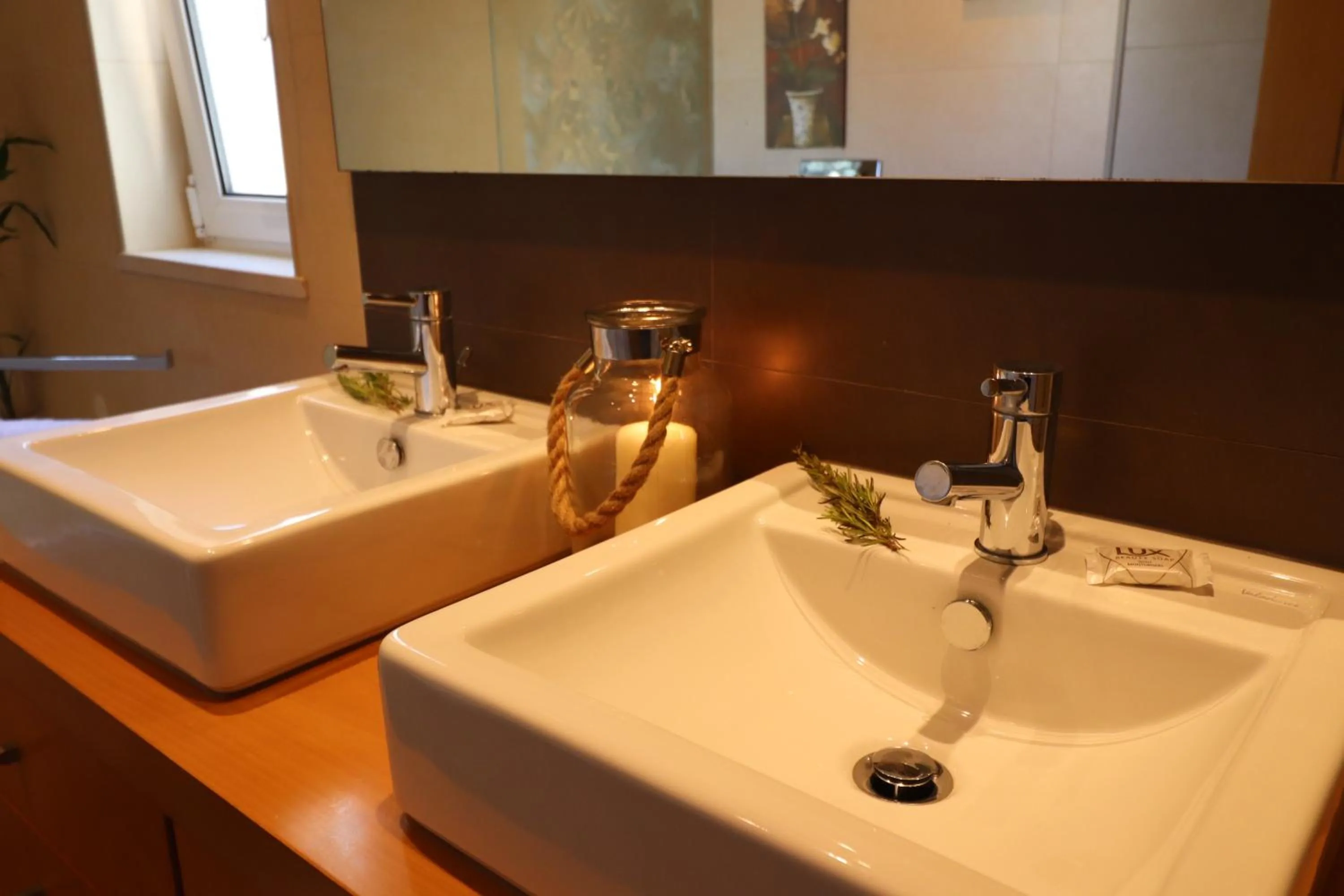 Bathroom in 3-Bed Townhouse with pool in Albufeira Balaia
