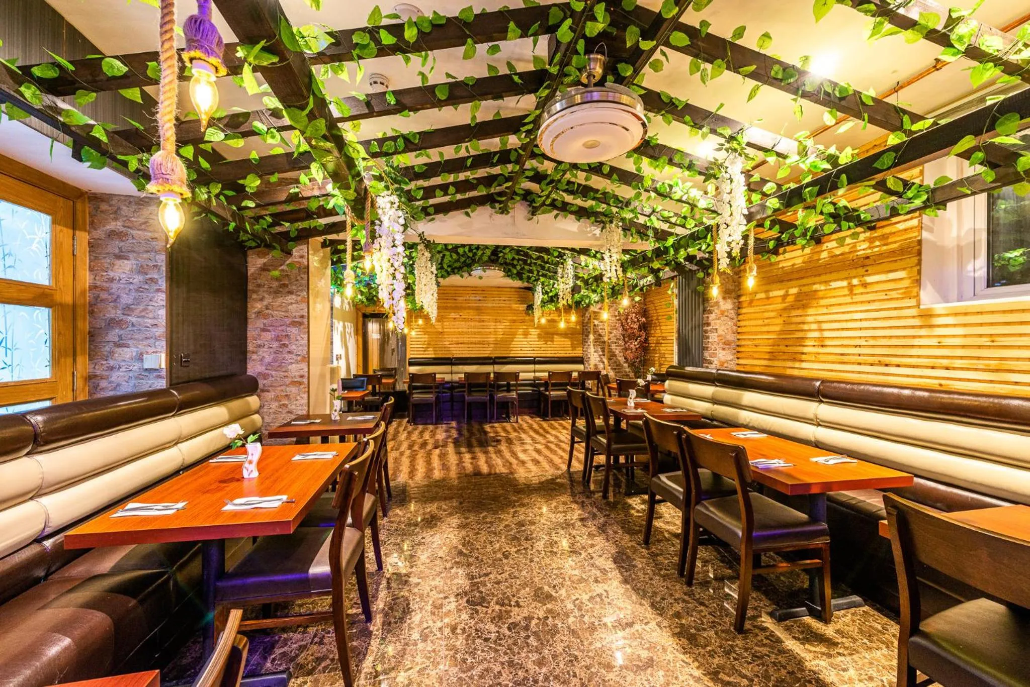 Restaurant/places to eat in Private Boutique Apartments London