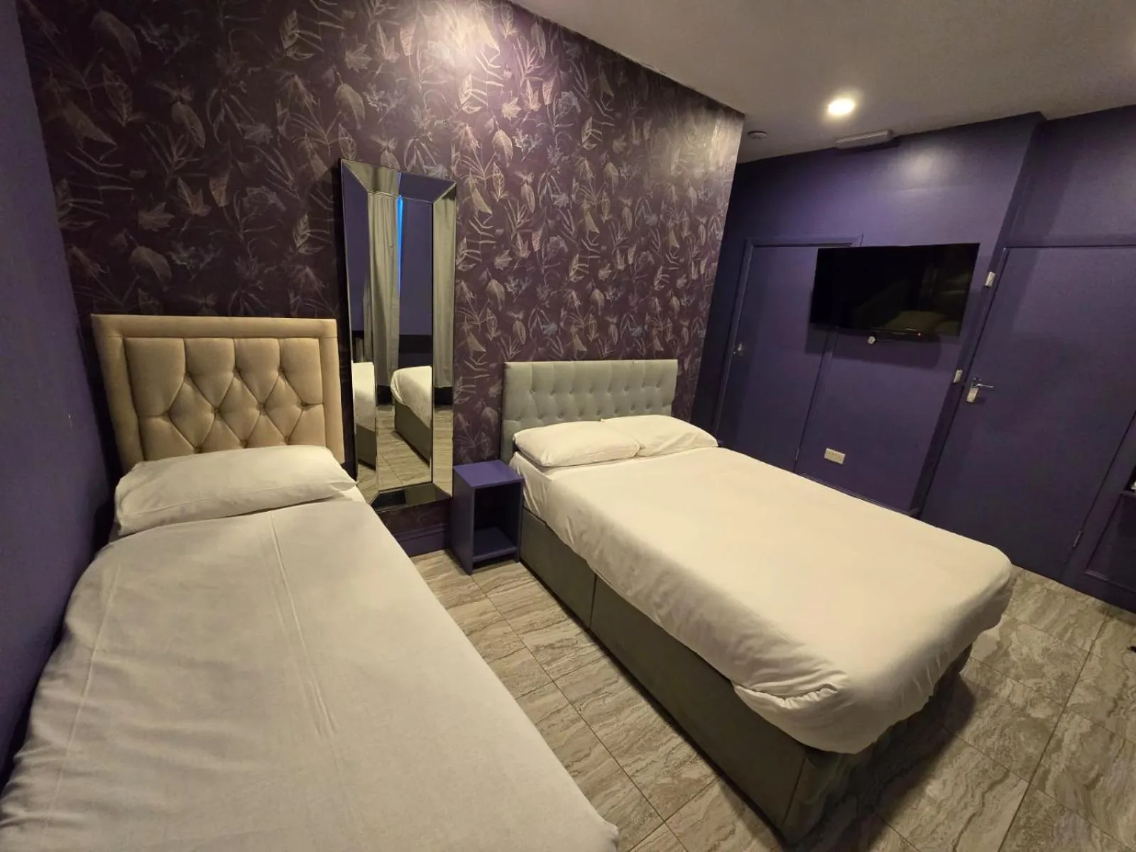 Photo of the whole room, Bed in Private Boutique Apartments London