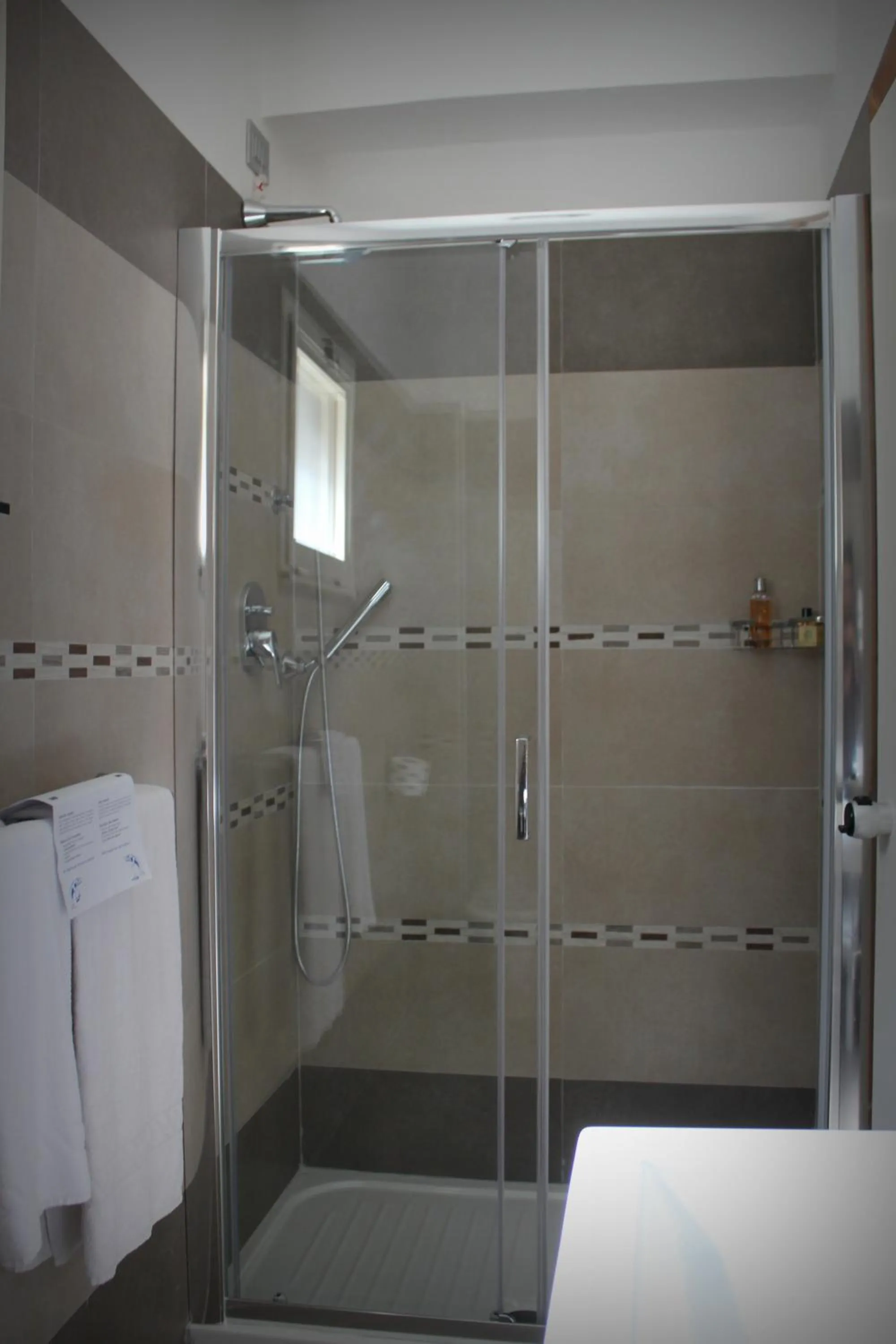 Bathroom in Hotel Marini