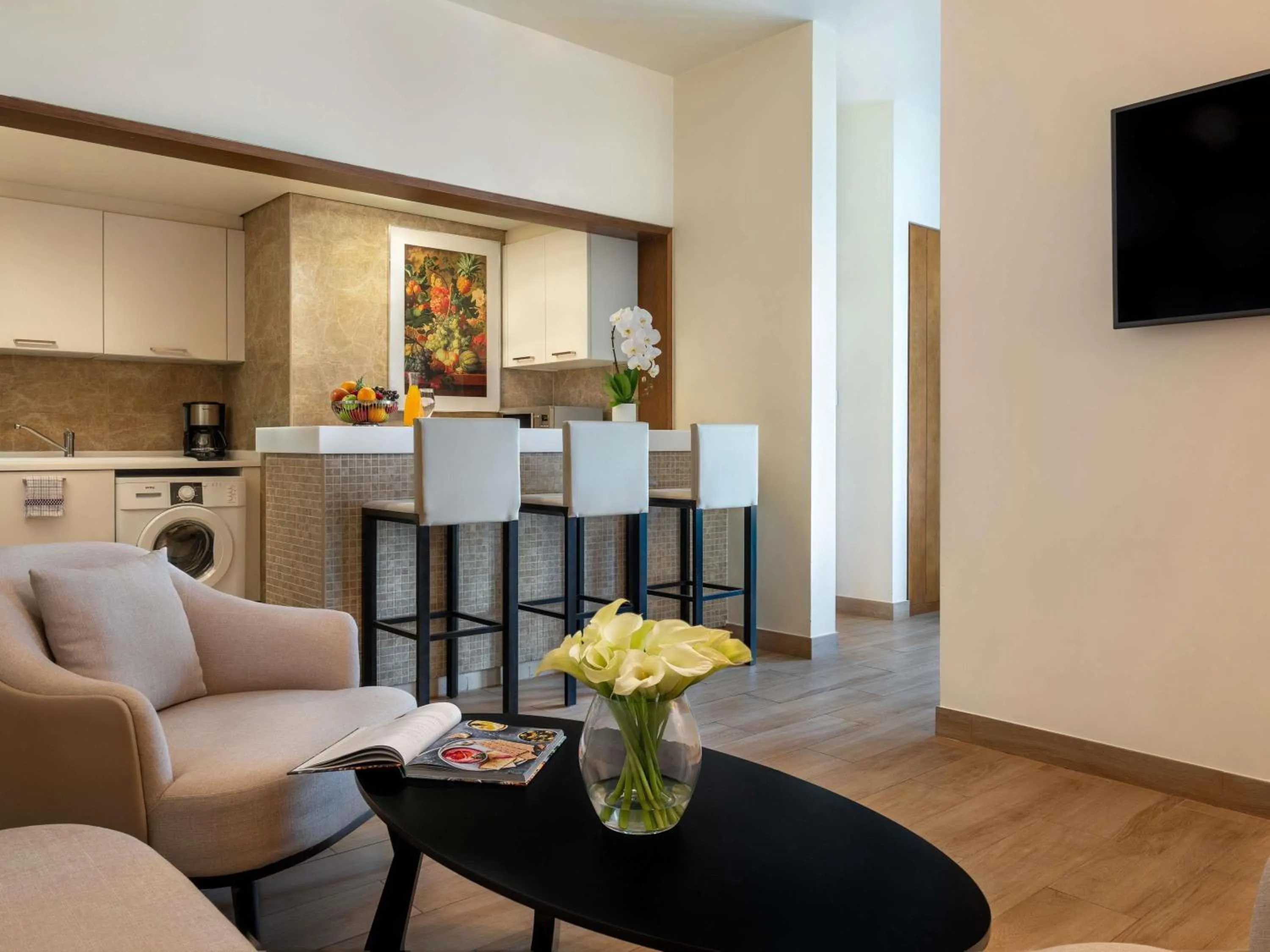 Bedroom in Aparthotel Adagio Fujairah