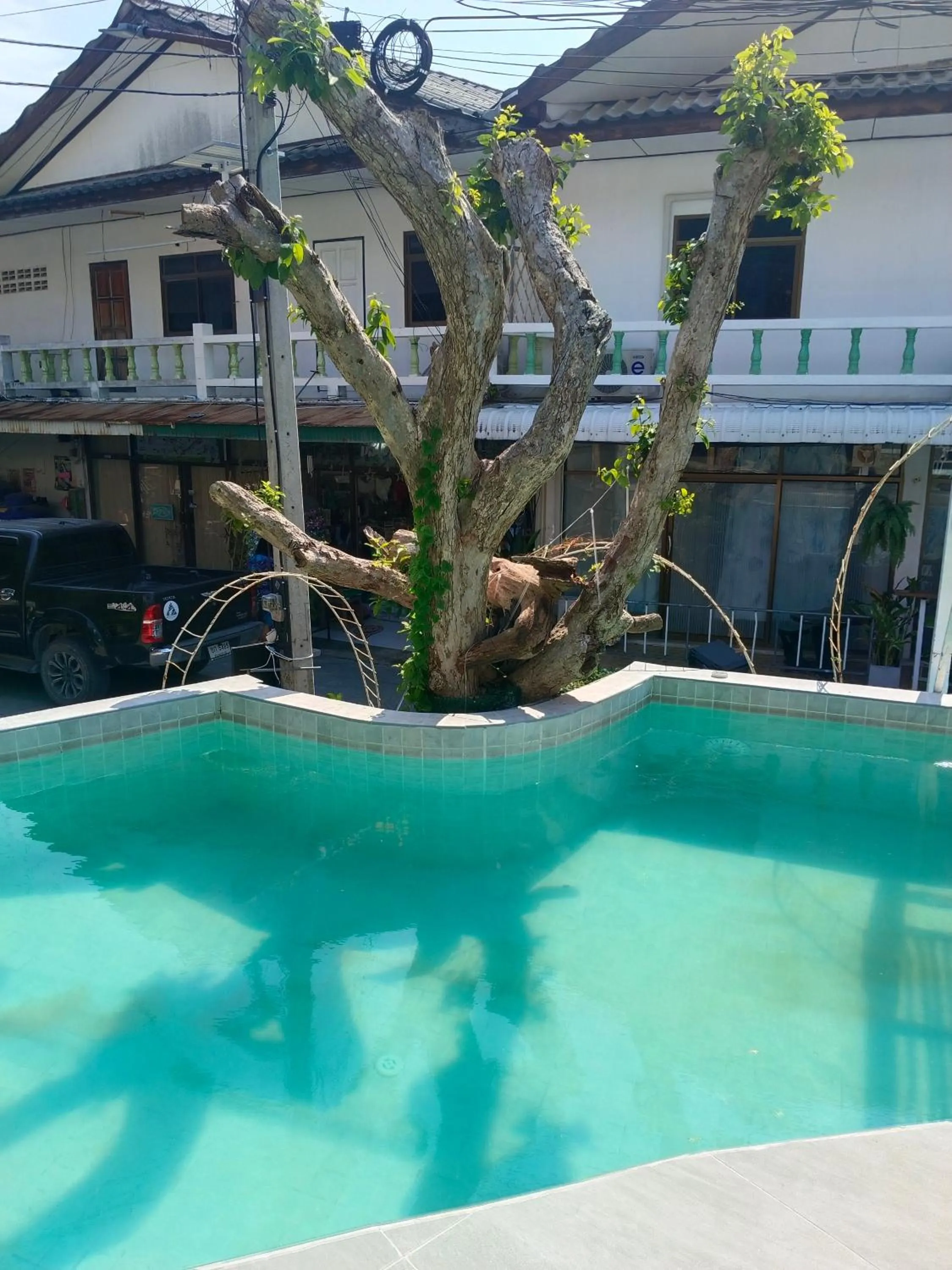 Pool view in Haadrin village Fullmoon