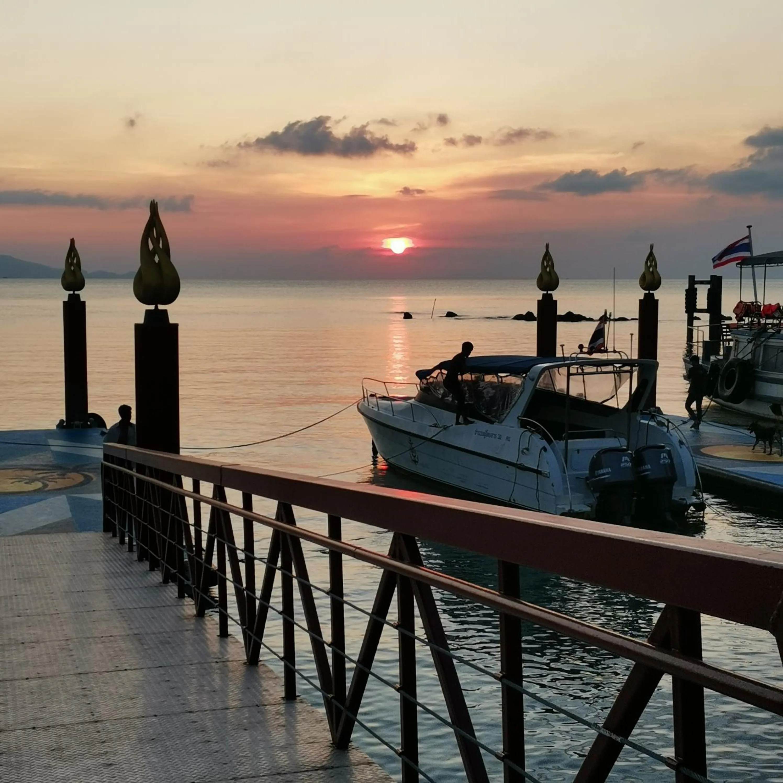 Nearby landmark in Haadrin village Fullmoon