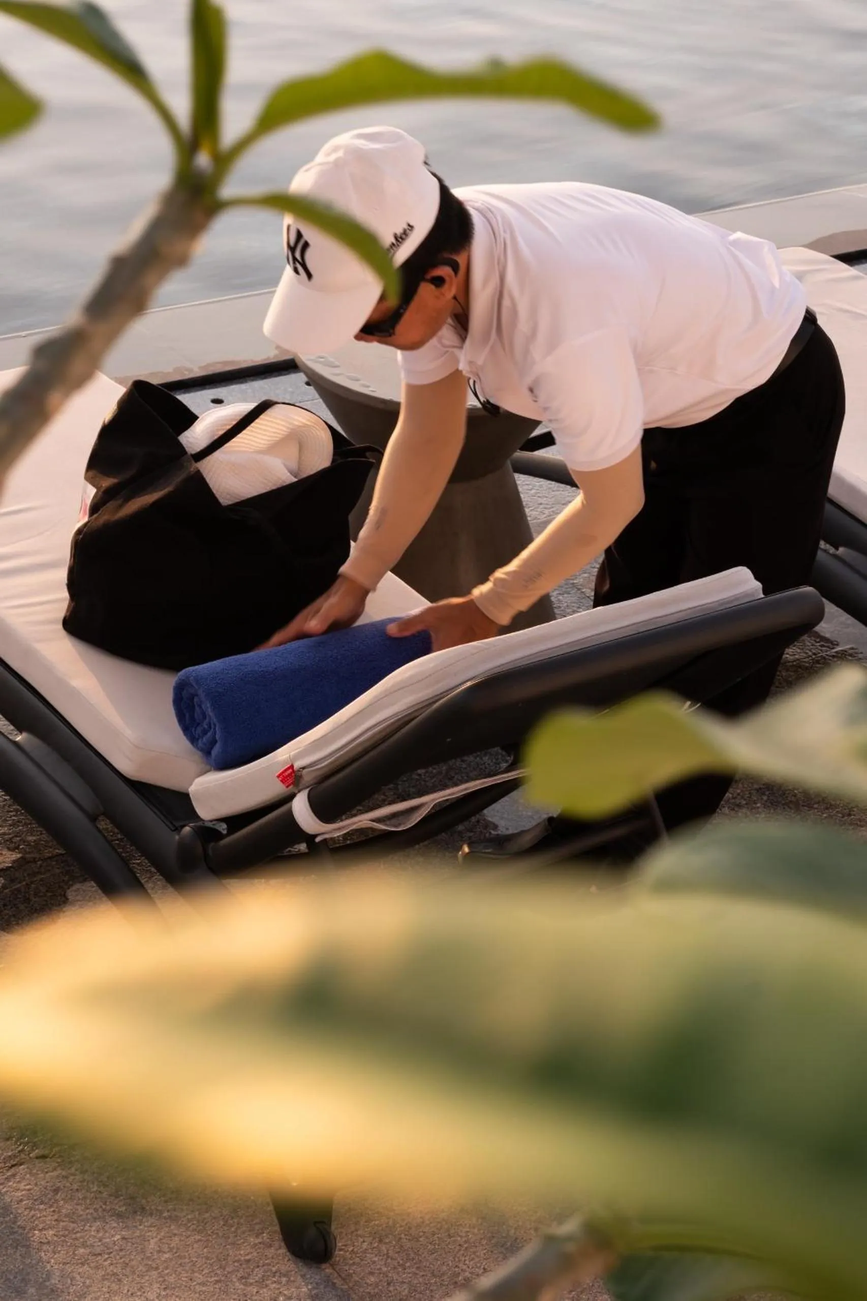 sunbed in December Hotel