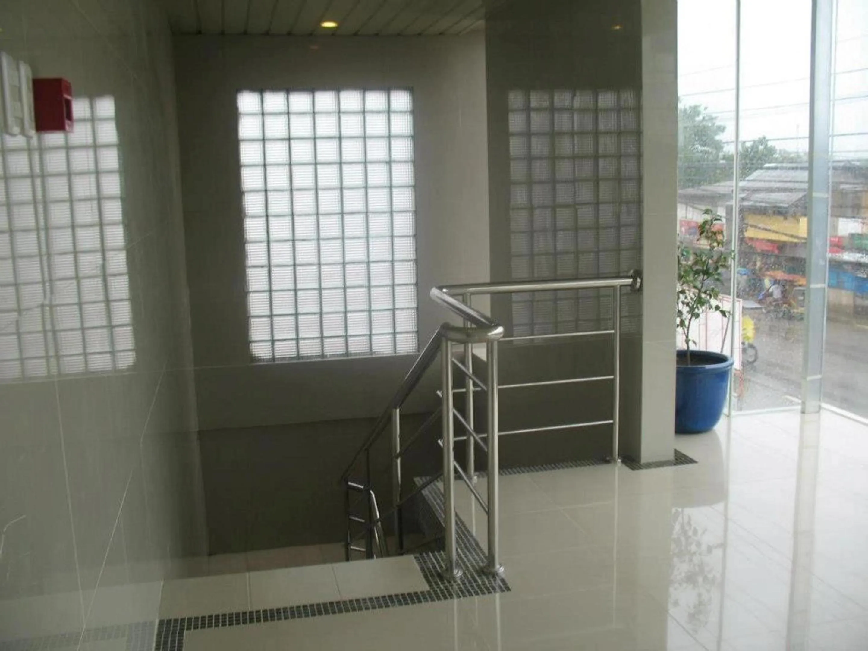 Decorative detail in BnT Inn