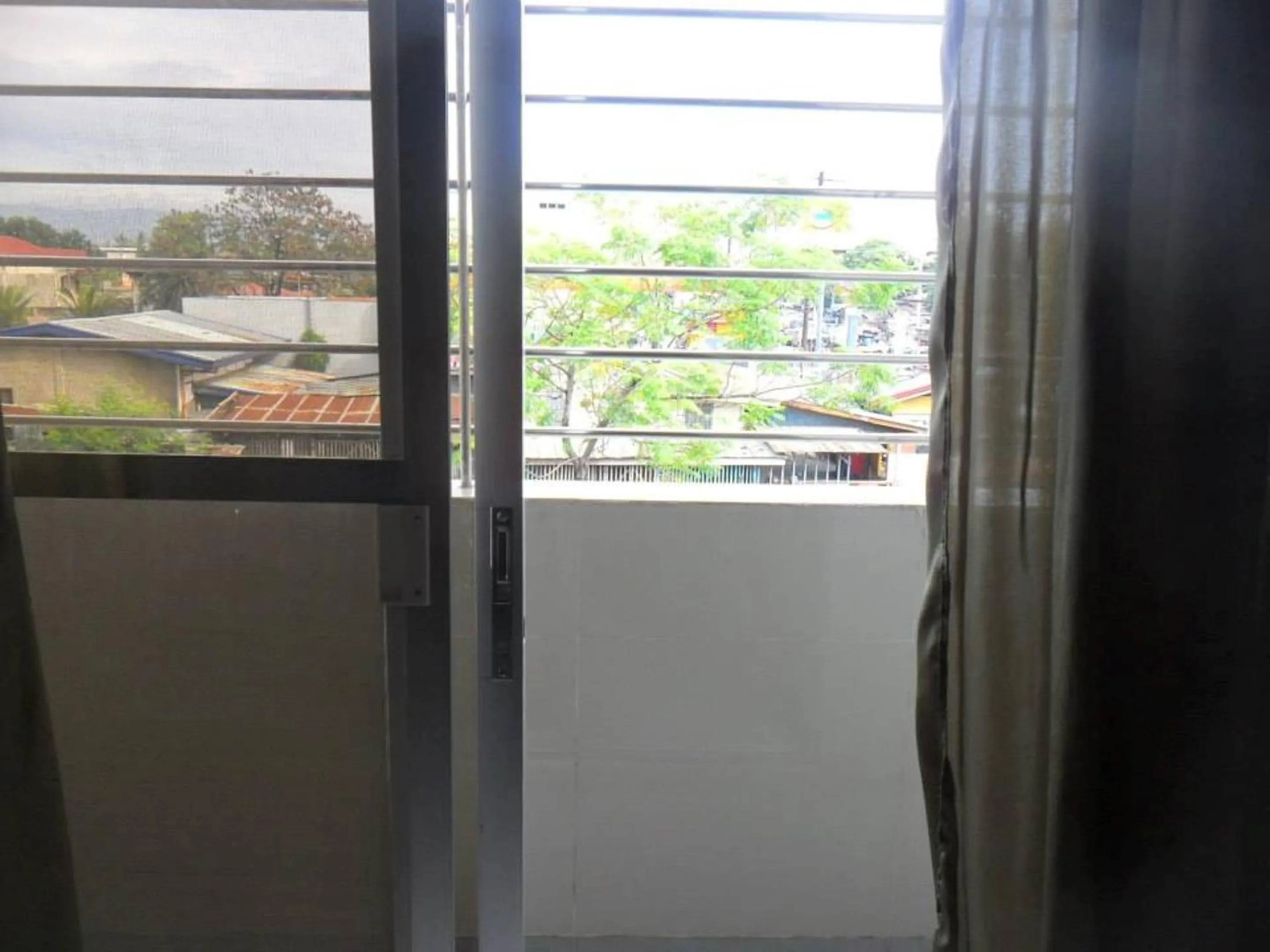 Decorative detail in BnT Inn