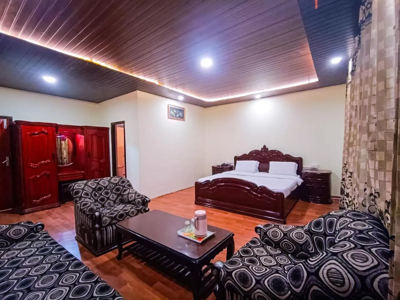 Bedroom, Bed in Surya Resort Dalhousie