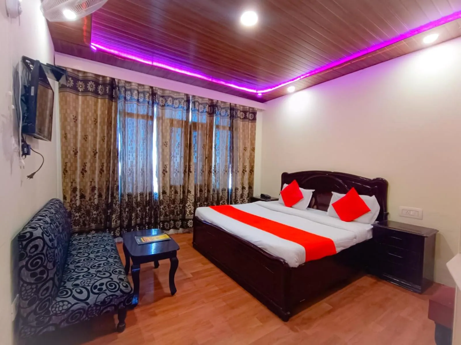 Bed in Surya Resort Dalhousie