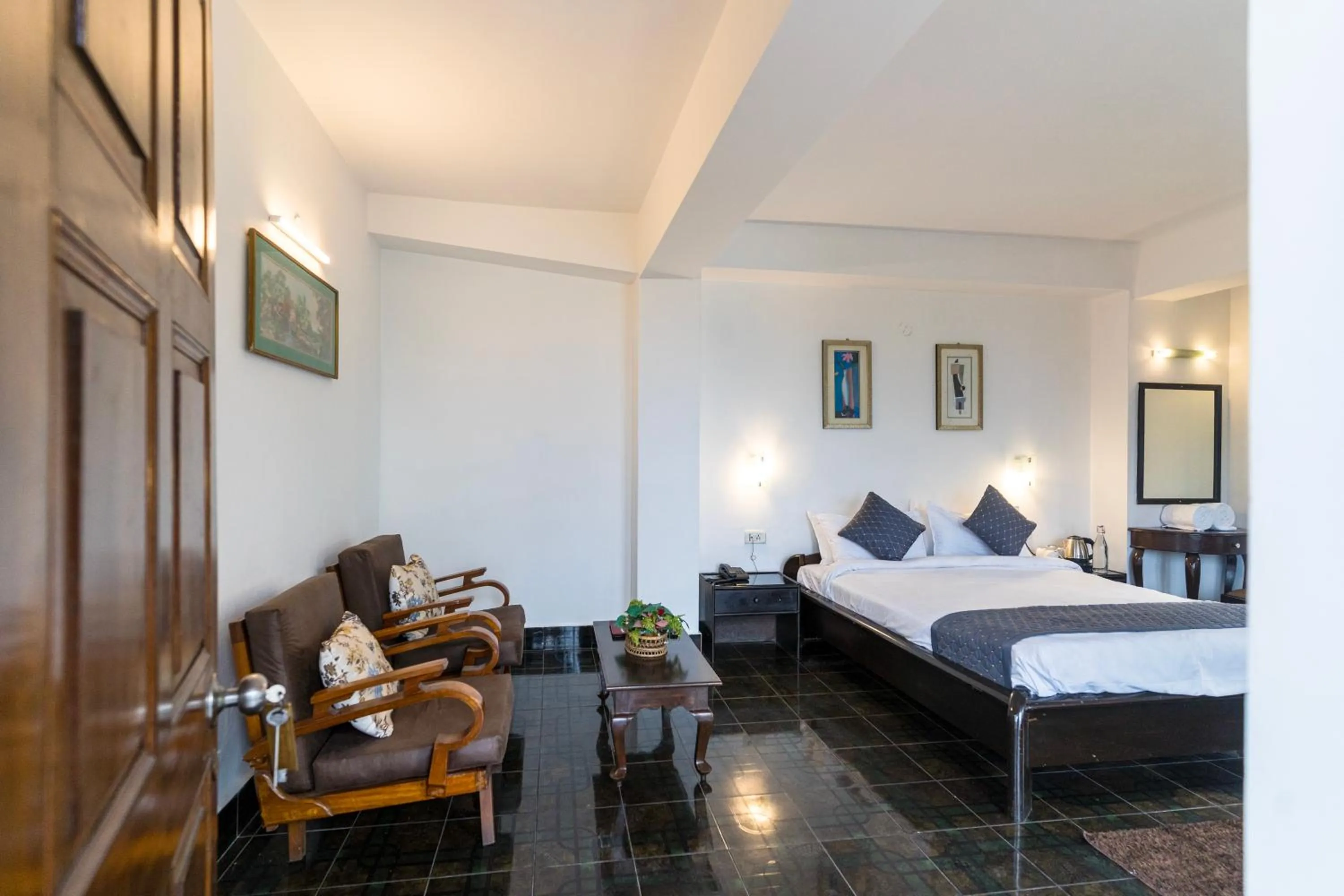 Bed in Sharolyn Boutique Hotel