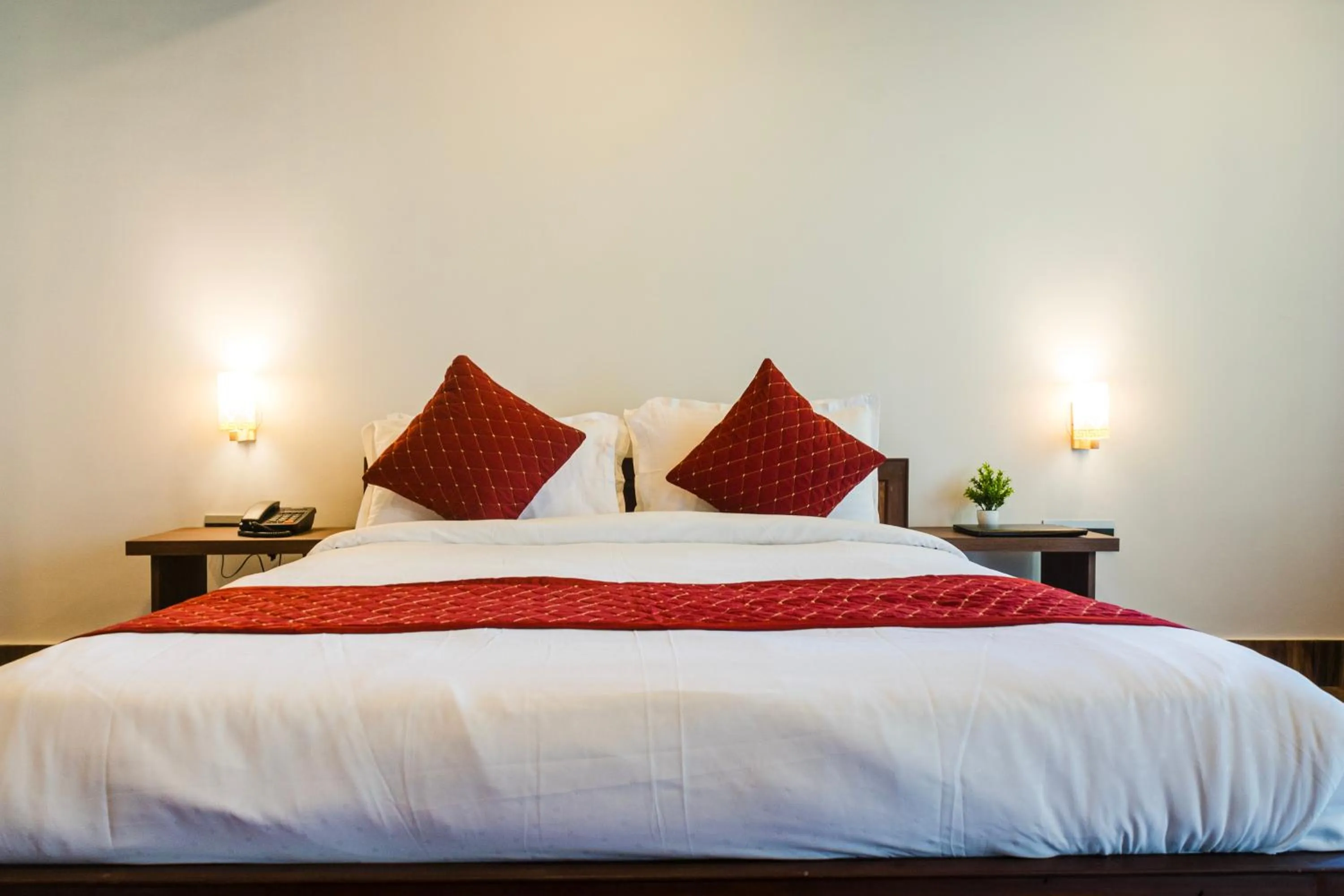 Bed in Sharolyn Boutique Hotel