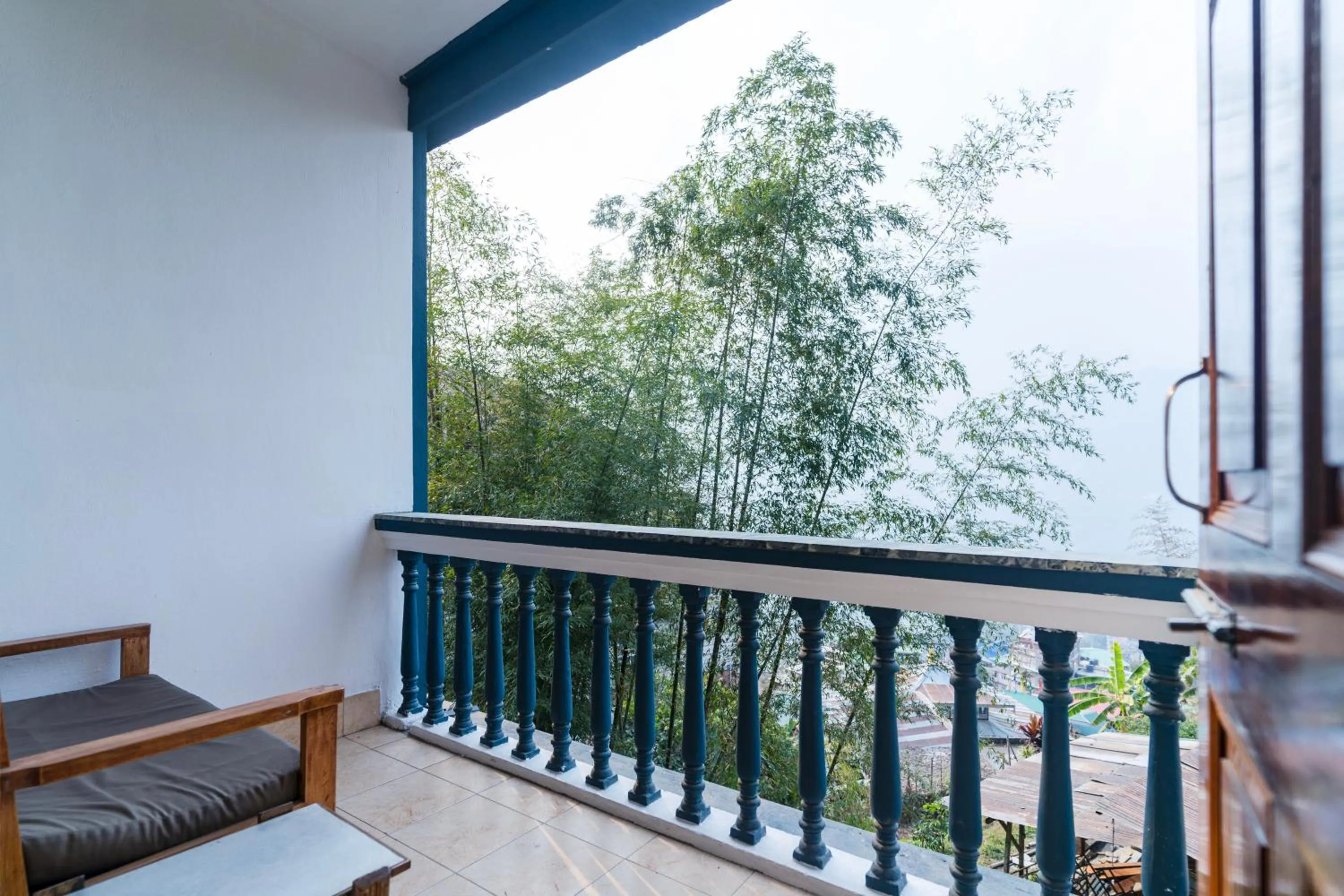 Day in Sharolyn Boutique Hotel