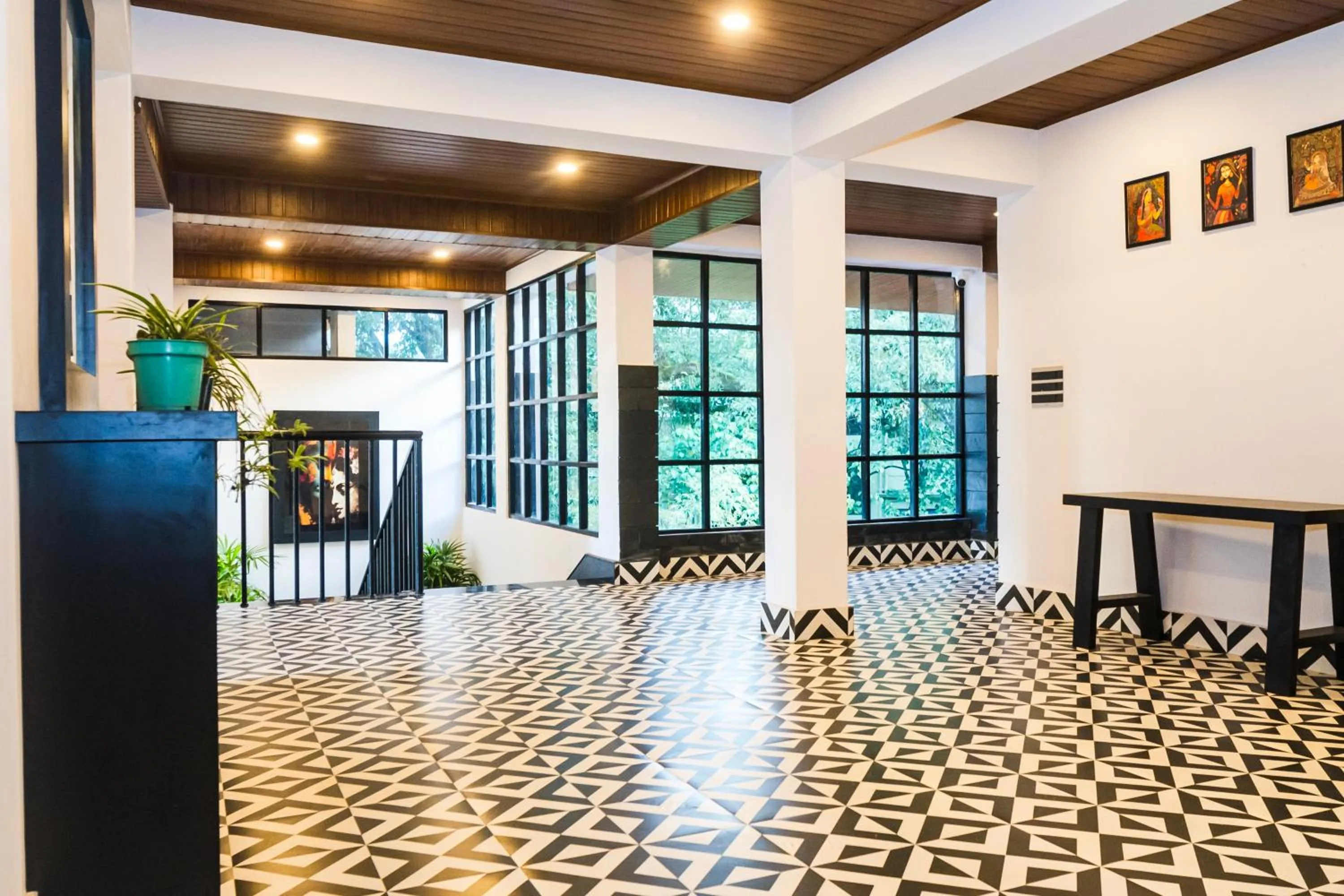 Property building in Sharolyn Boutique Hotel