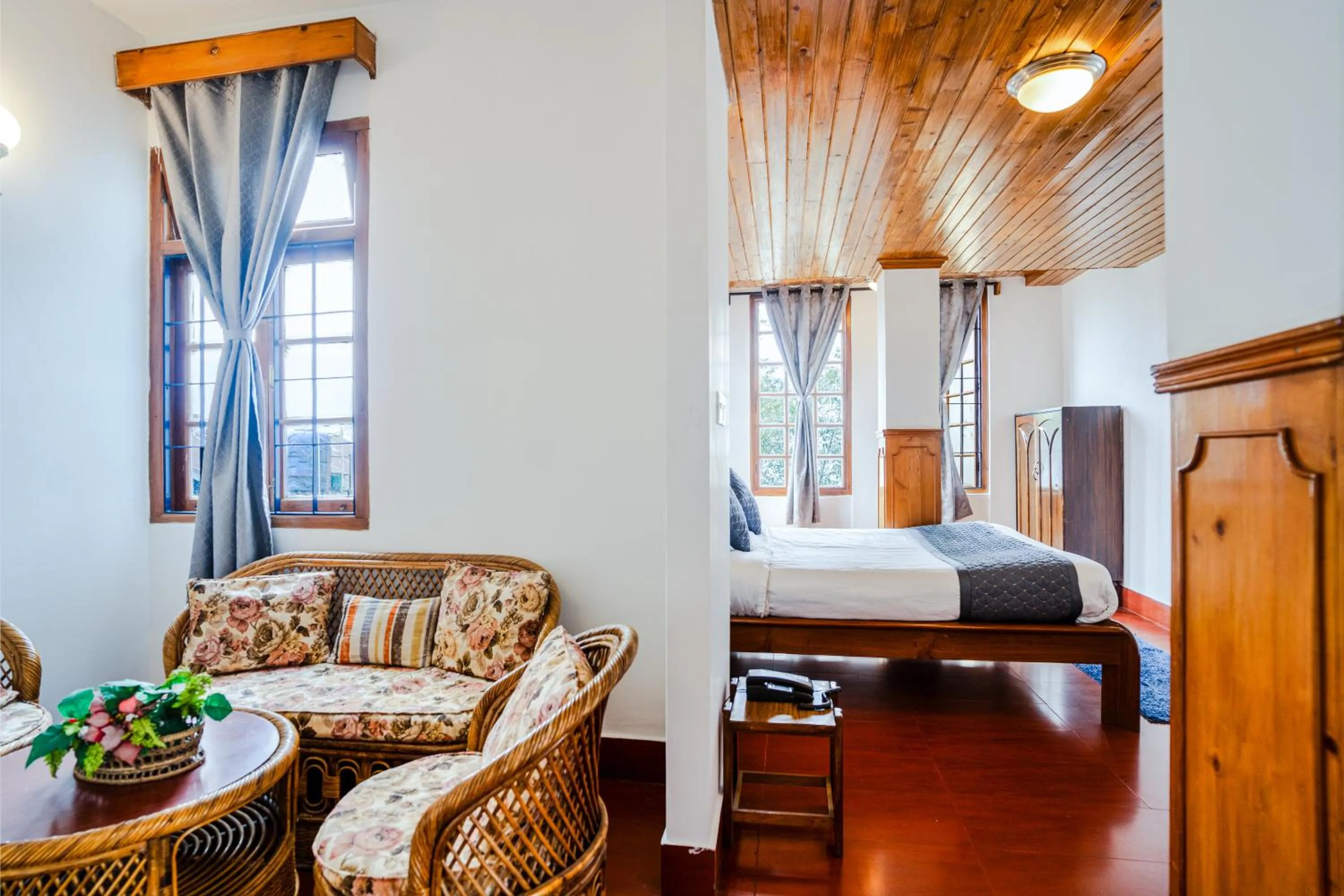 Bed in Sharolyn Boutique Hotel