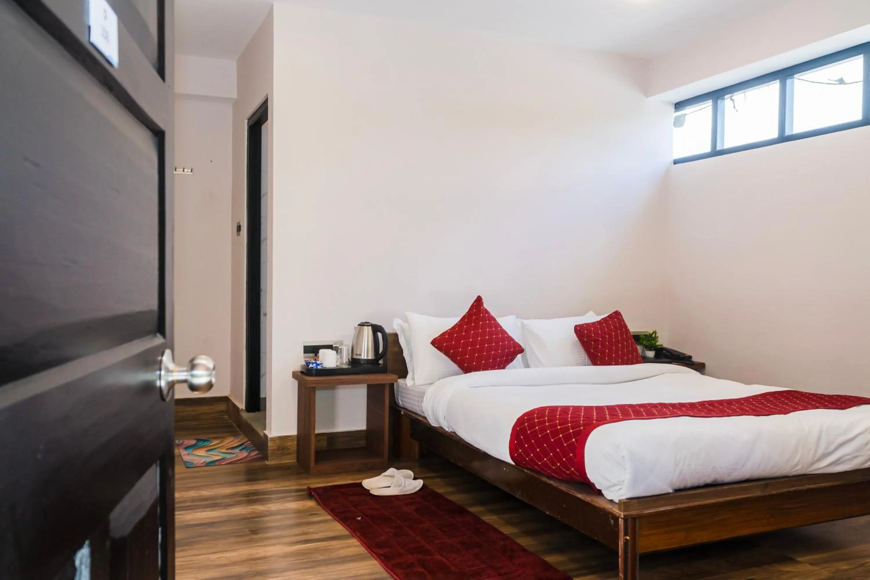 Bed in Sharolyn Boutique Hotel