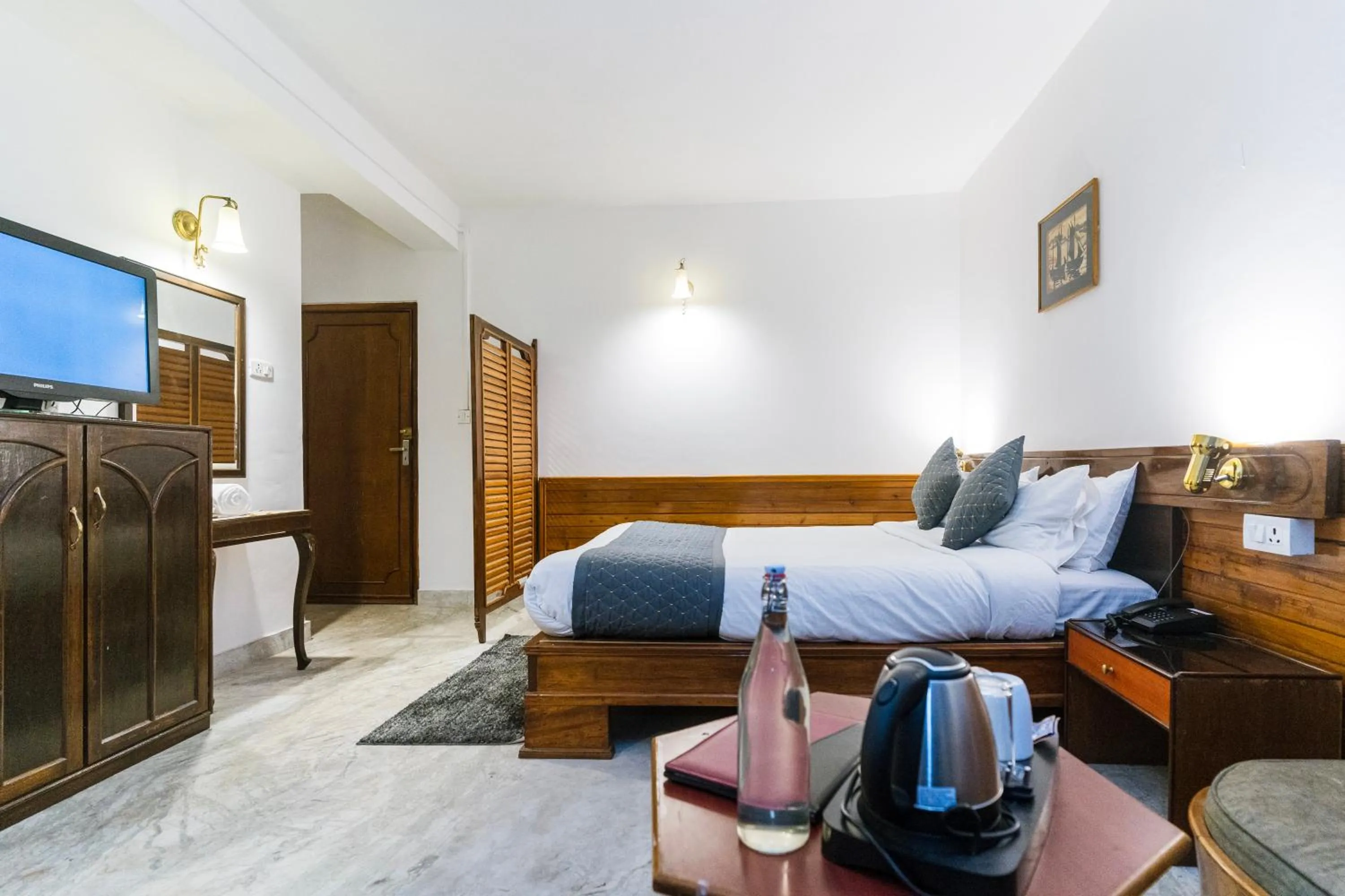 Bed in Sharolyn Boutique Hotel