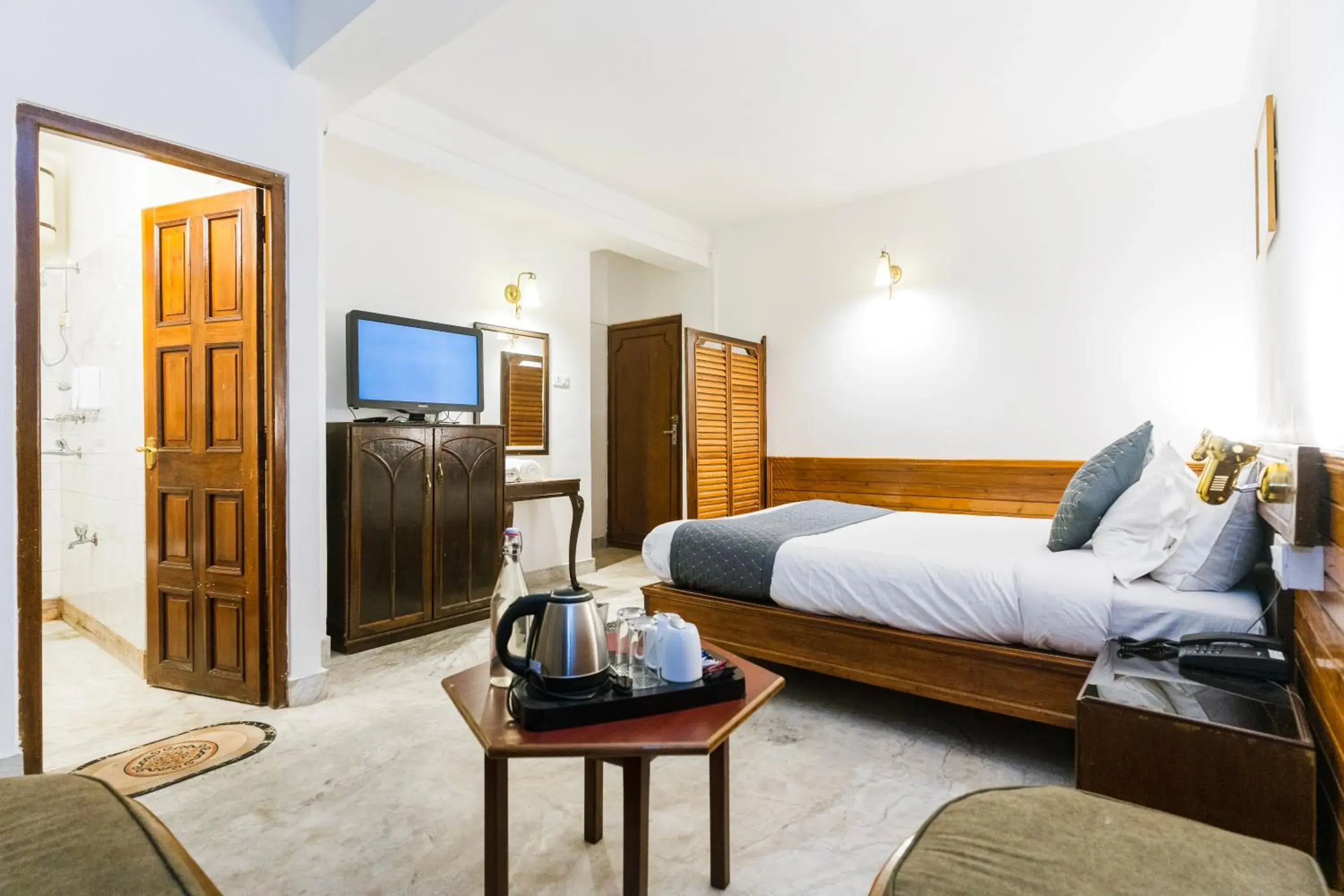 Queen Room in Sharolyn Boutique Hotel Queen Room in Sharolyn Boutique Hotel