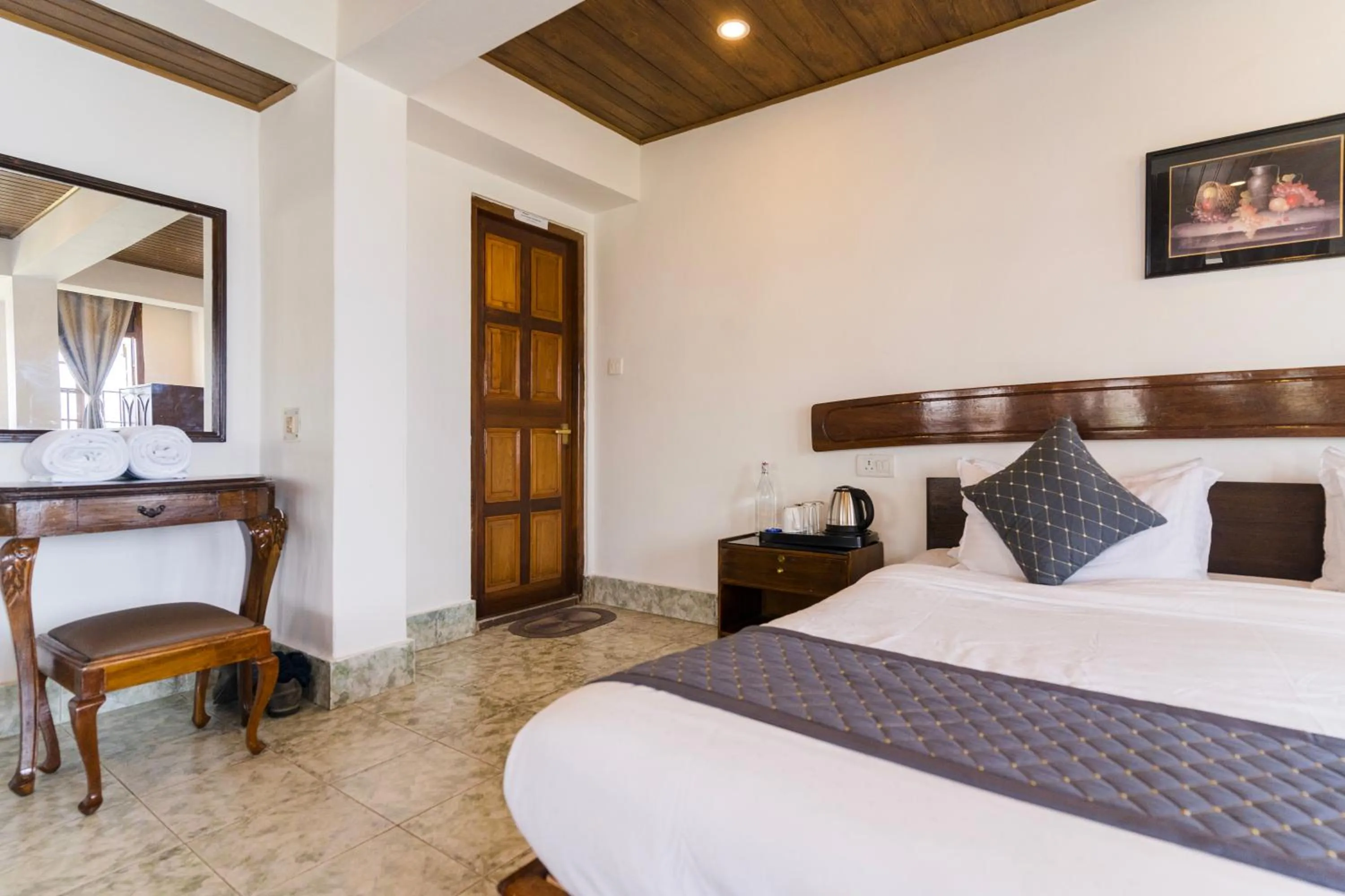 Bed in Sharolyn Boutique Hotel