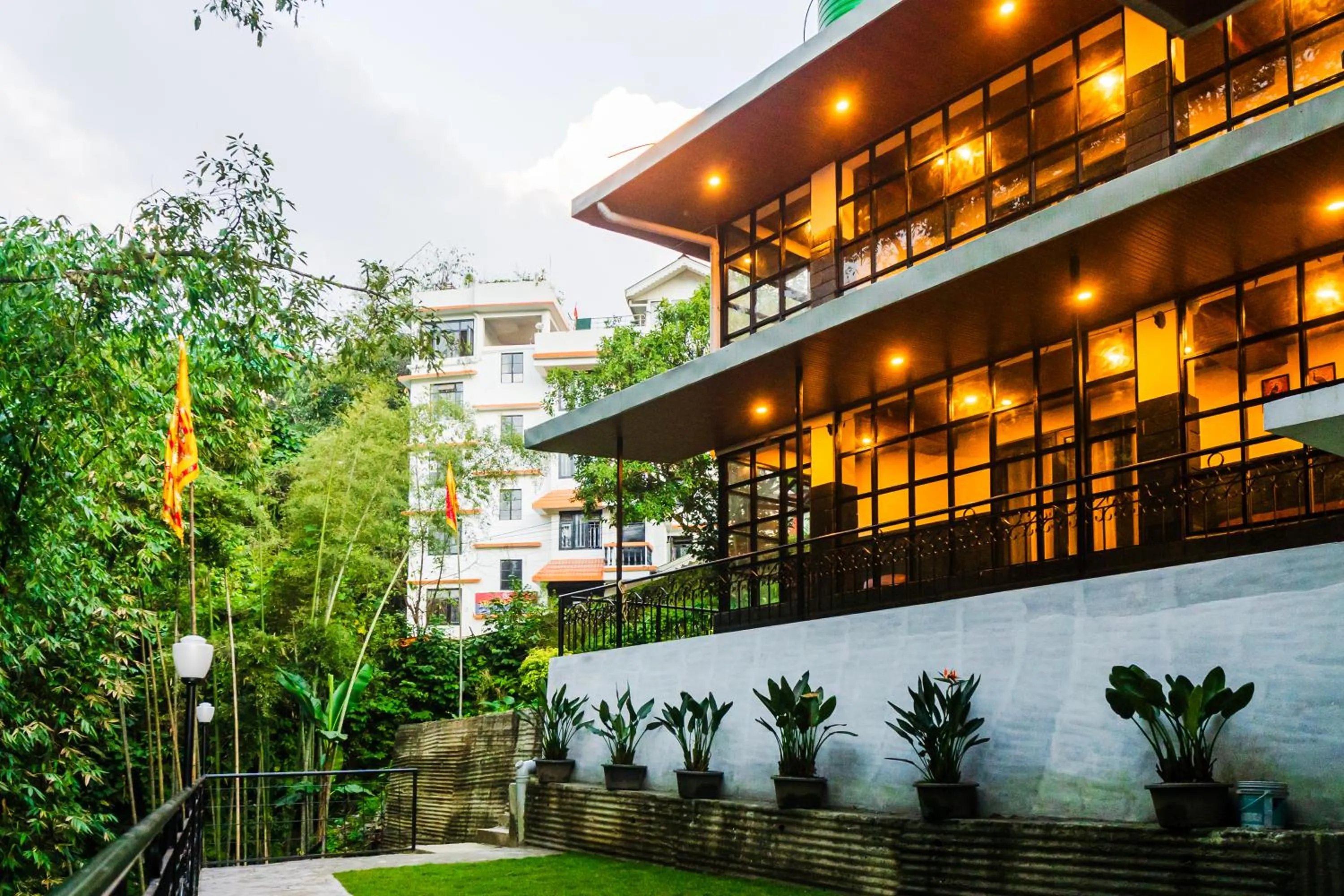 Property building in Sharolyn Boutique Hotel