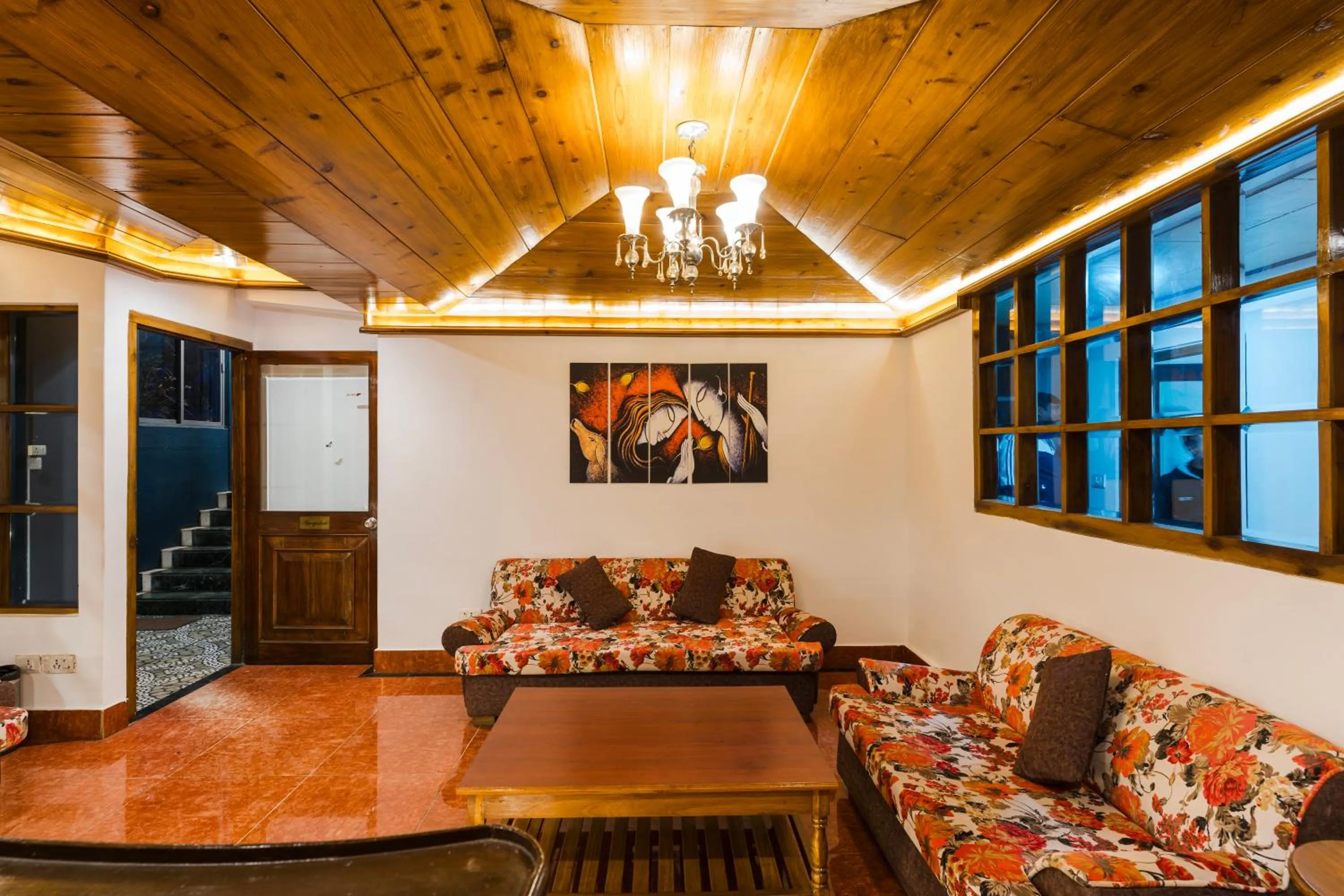 Lobby or reception in Sharolyn Boutique Hotel