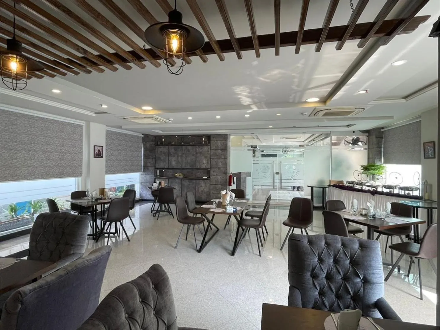 Restaurant/places to eat in Sintra Hotel